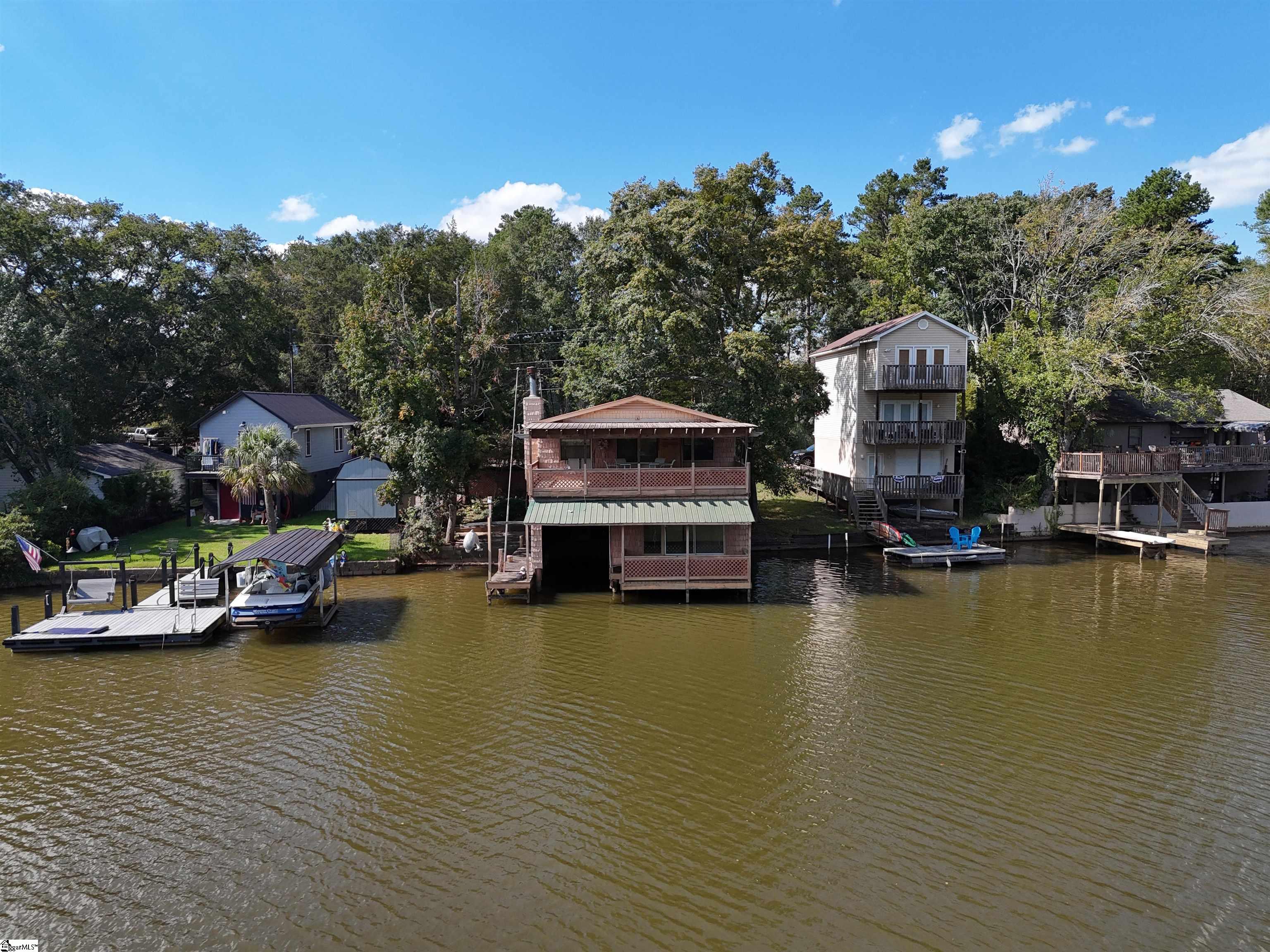 115 Club Circle Property Photo 1