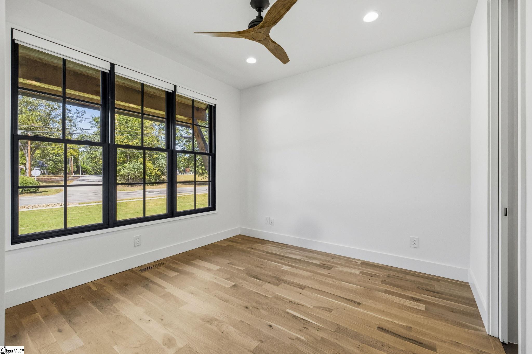 144 Gulliver Street Property Photo 26