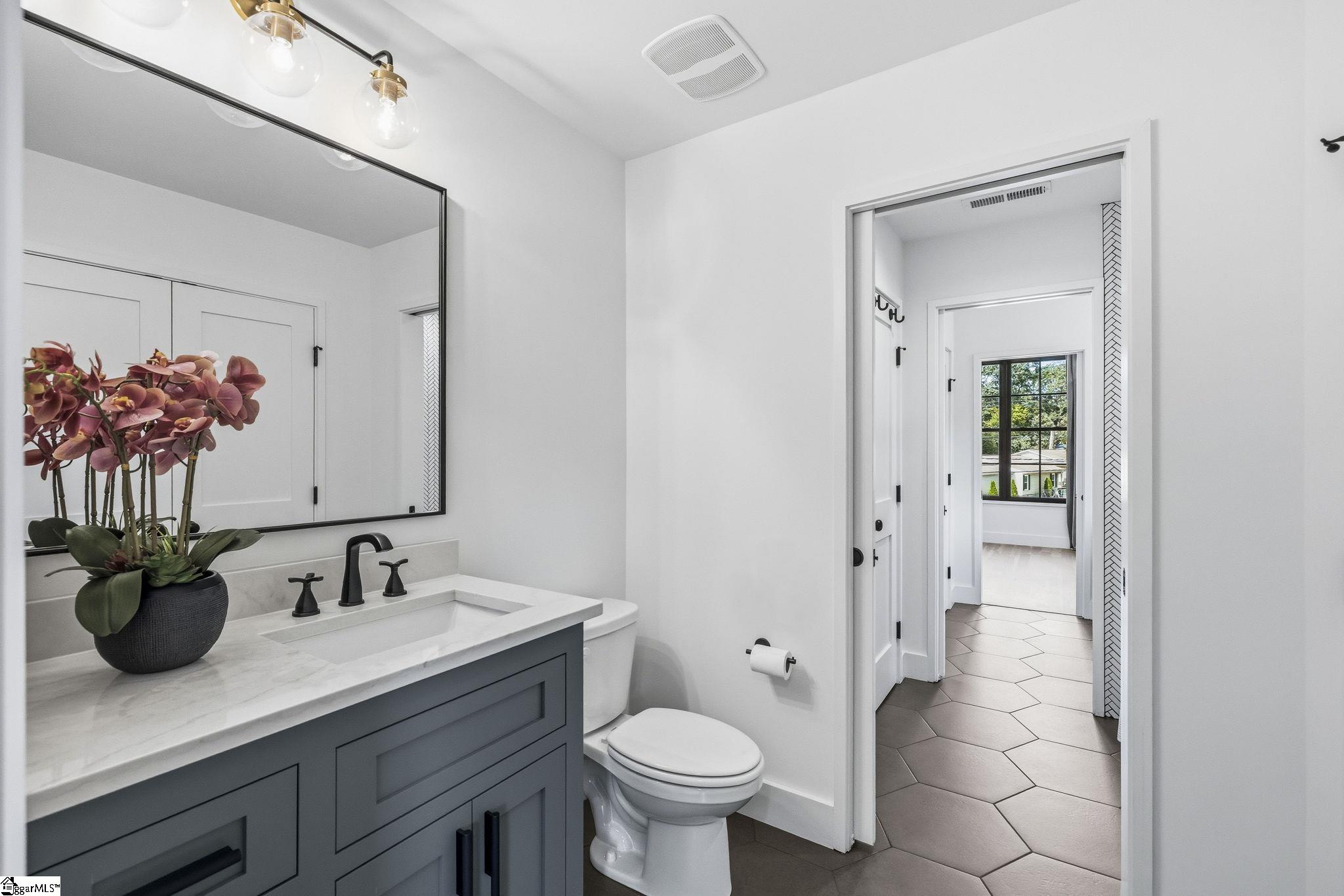 144 Gulliver Street Property Photo 33