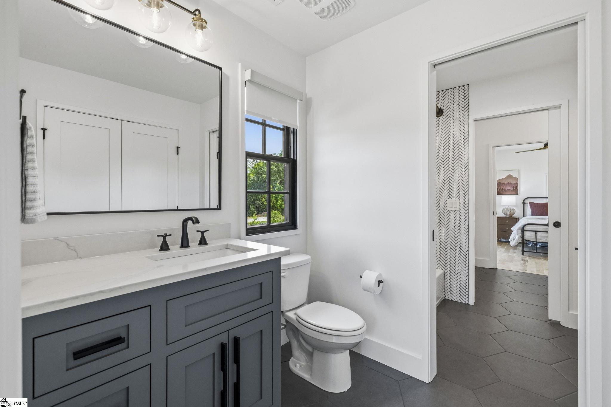144 Gulliver Street Property Photo 35