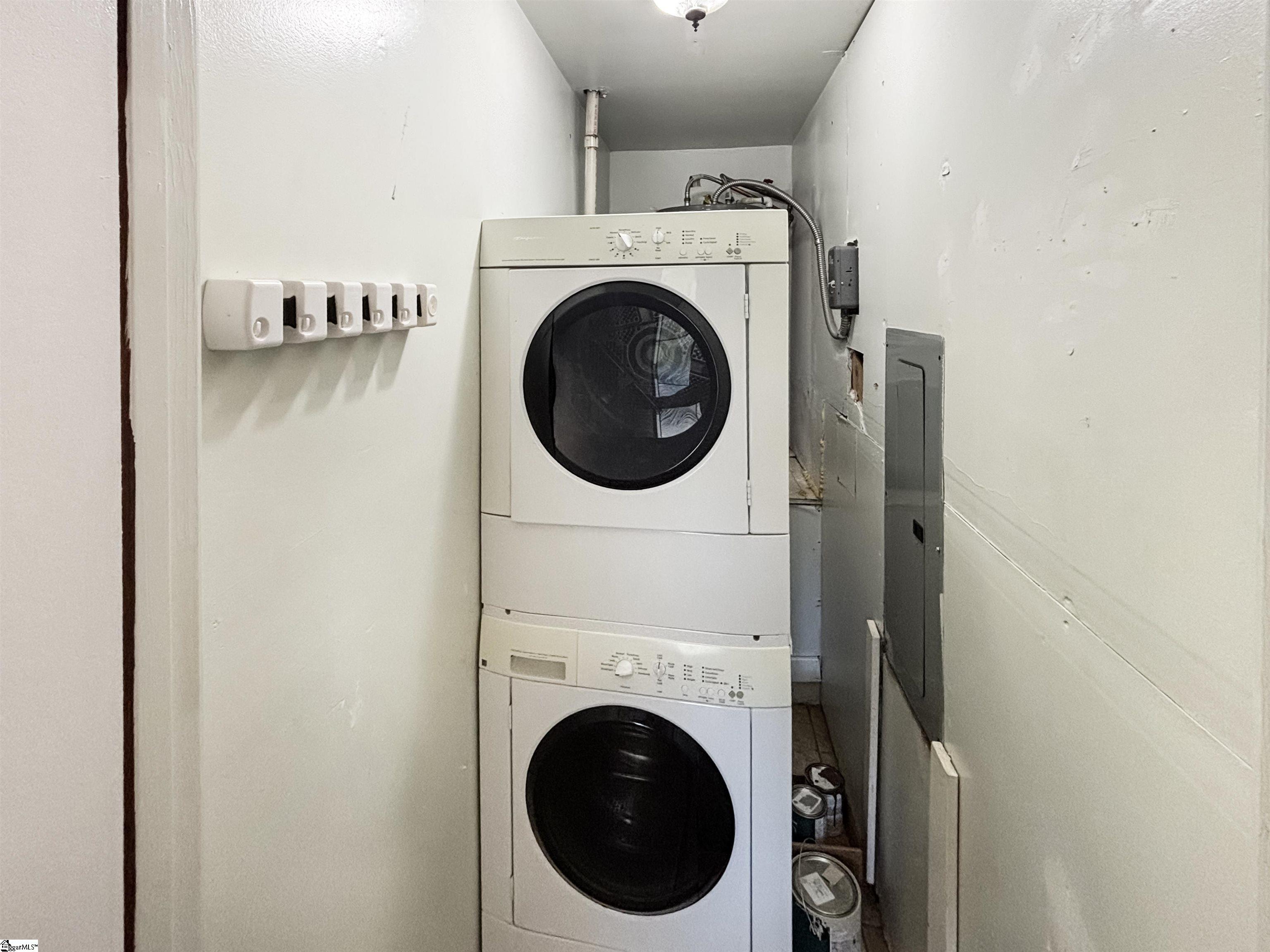 1606556 Property Photo 11