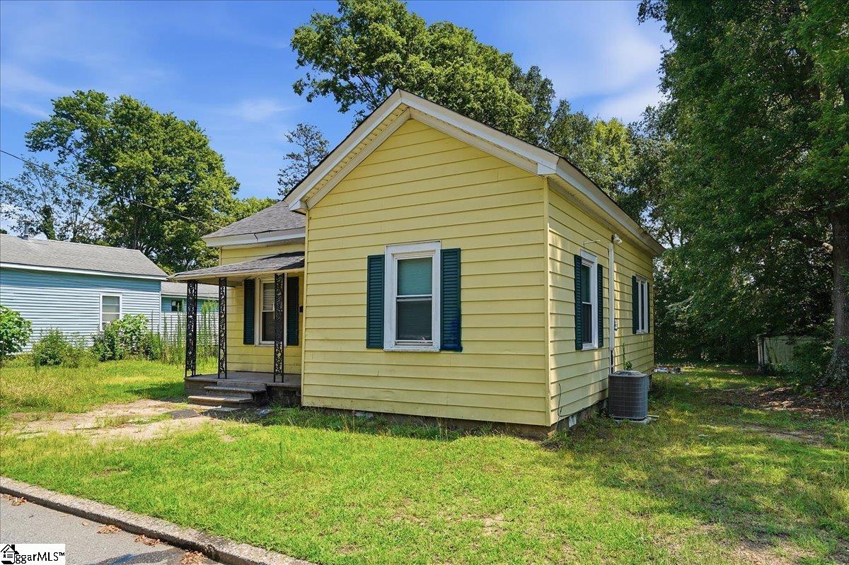 118 Cherry Street Property Photo 3
