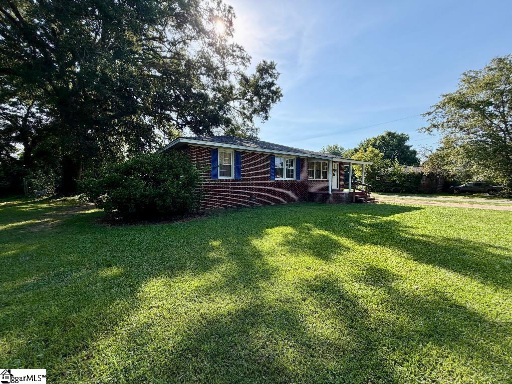 200 Burton Drive Property Photo 1