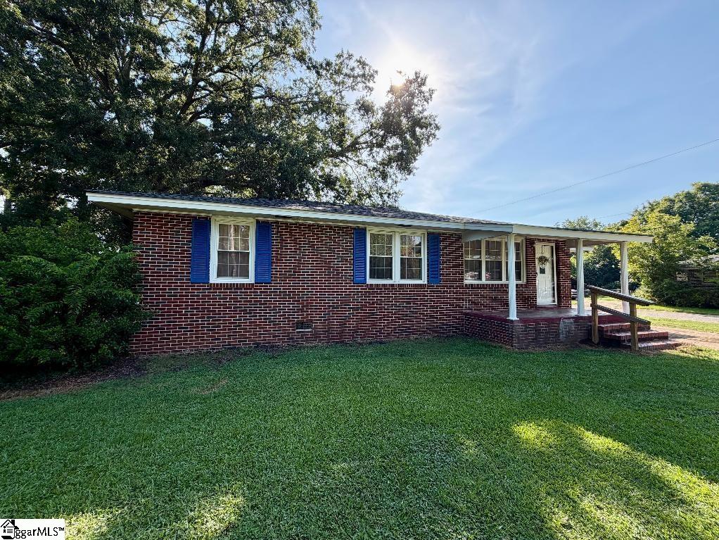 200 Burton Drive Property Photo 2