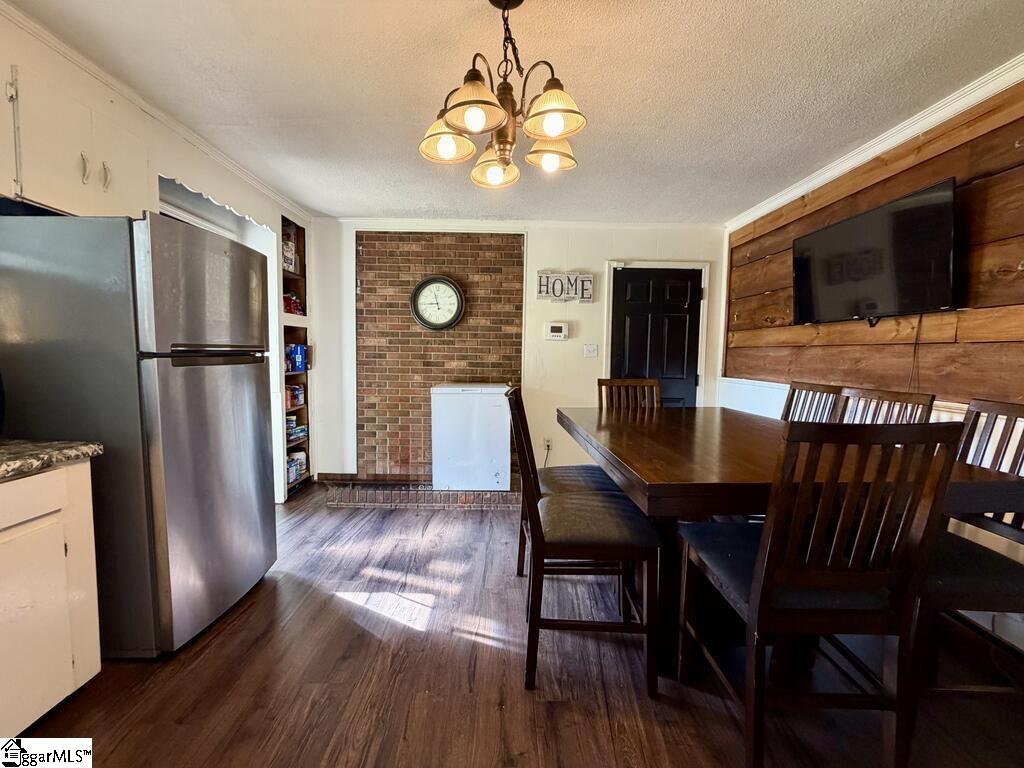 200 Burton Drive Property Photo 8