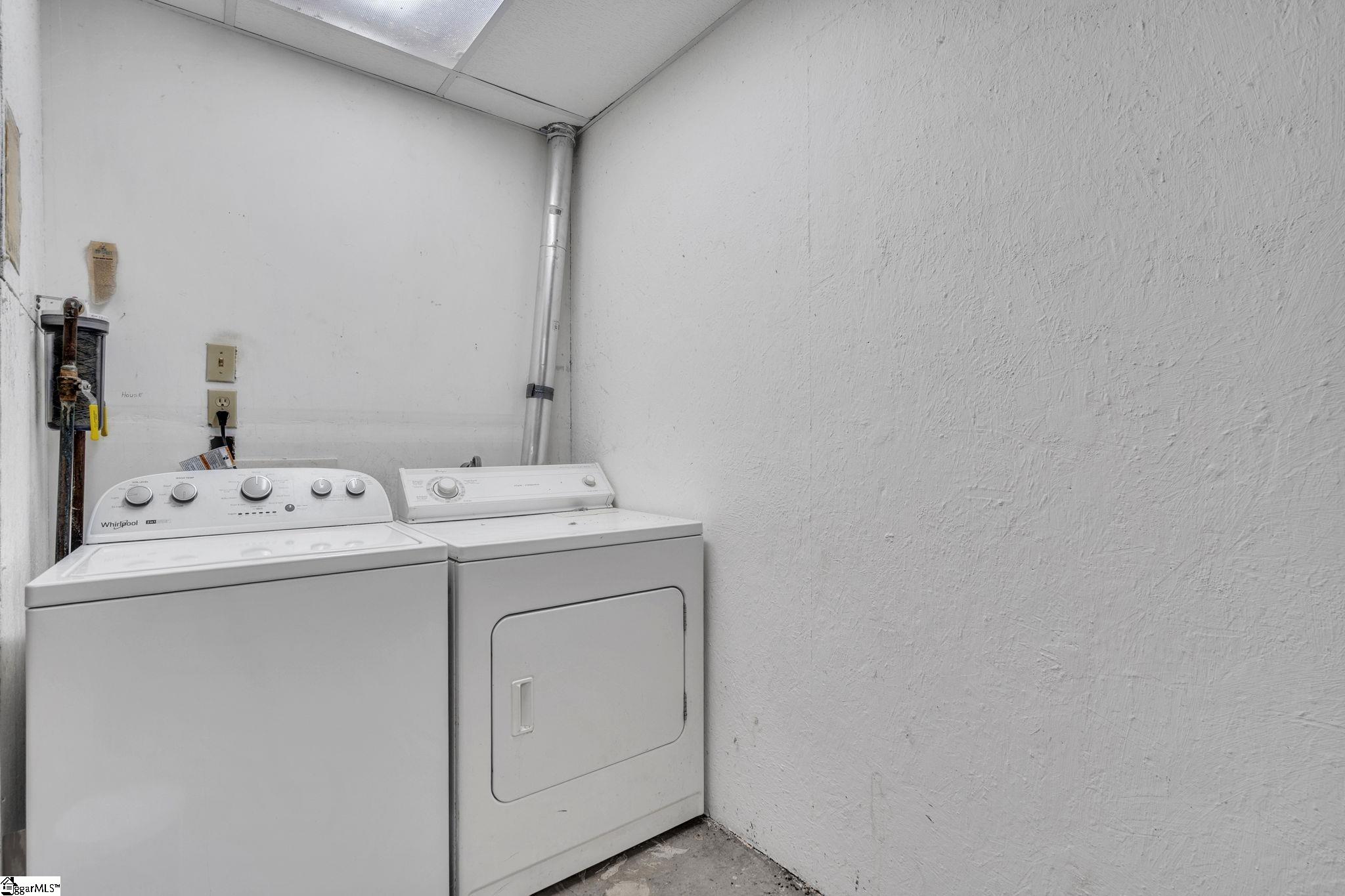 375 Loop Road Property Photo 17
