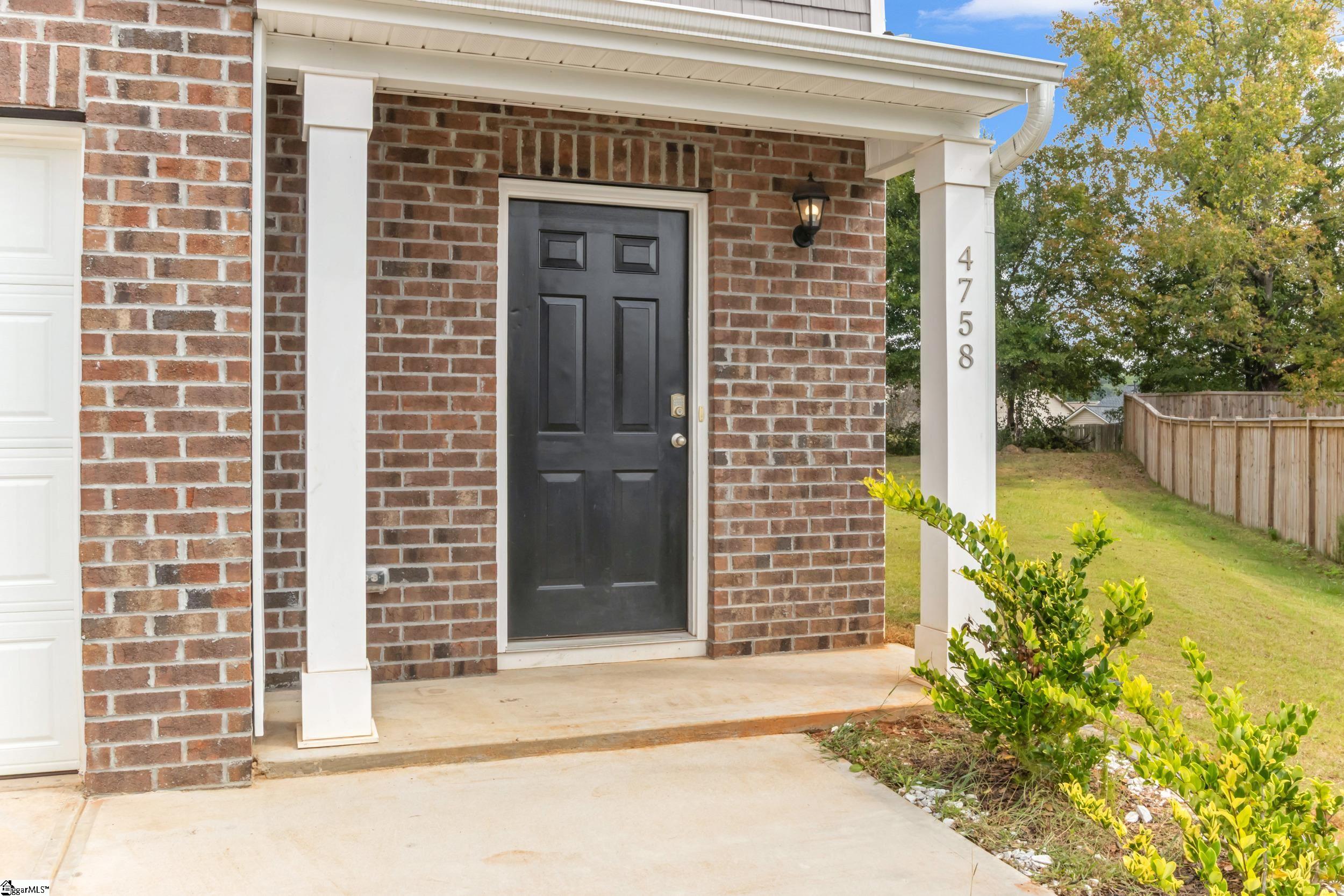 4758 Masterson Lane Property Photo 4