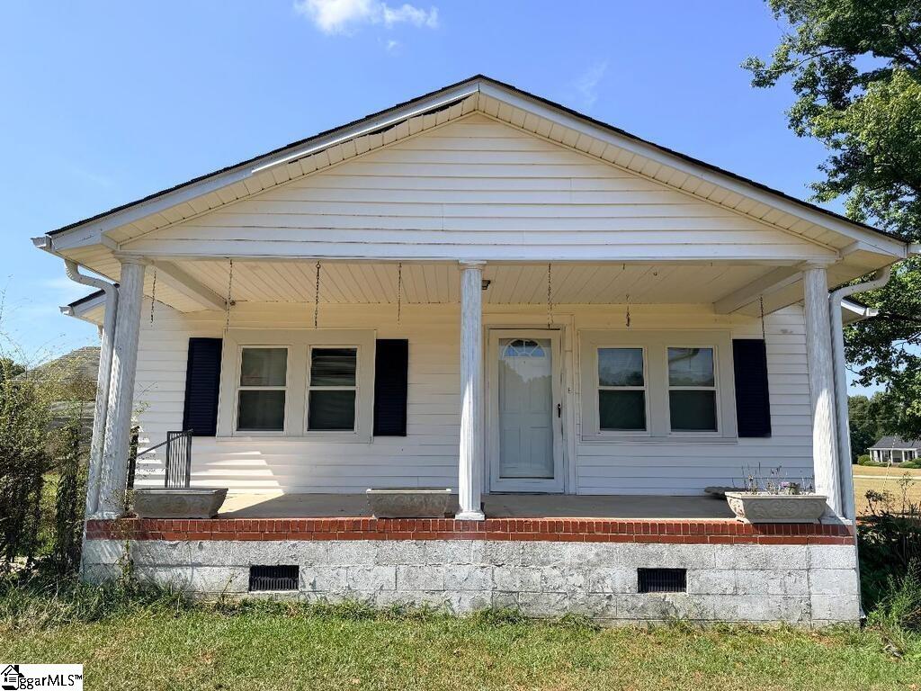 133 Brock Drive Property Photo 3
