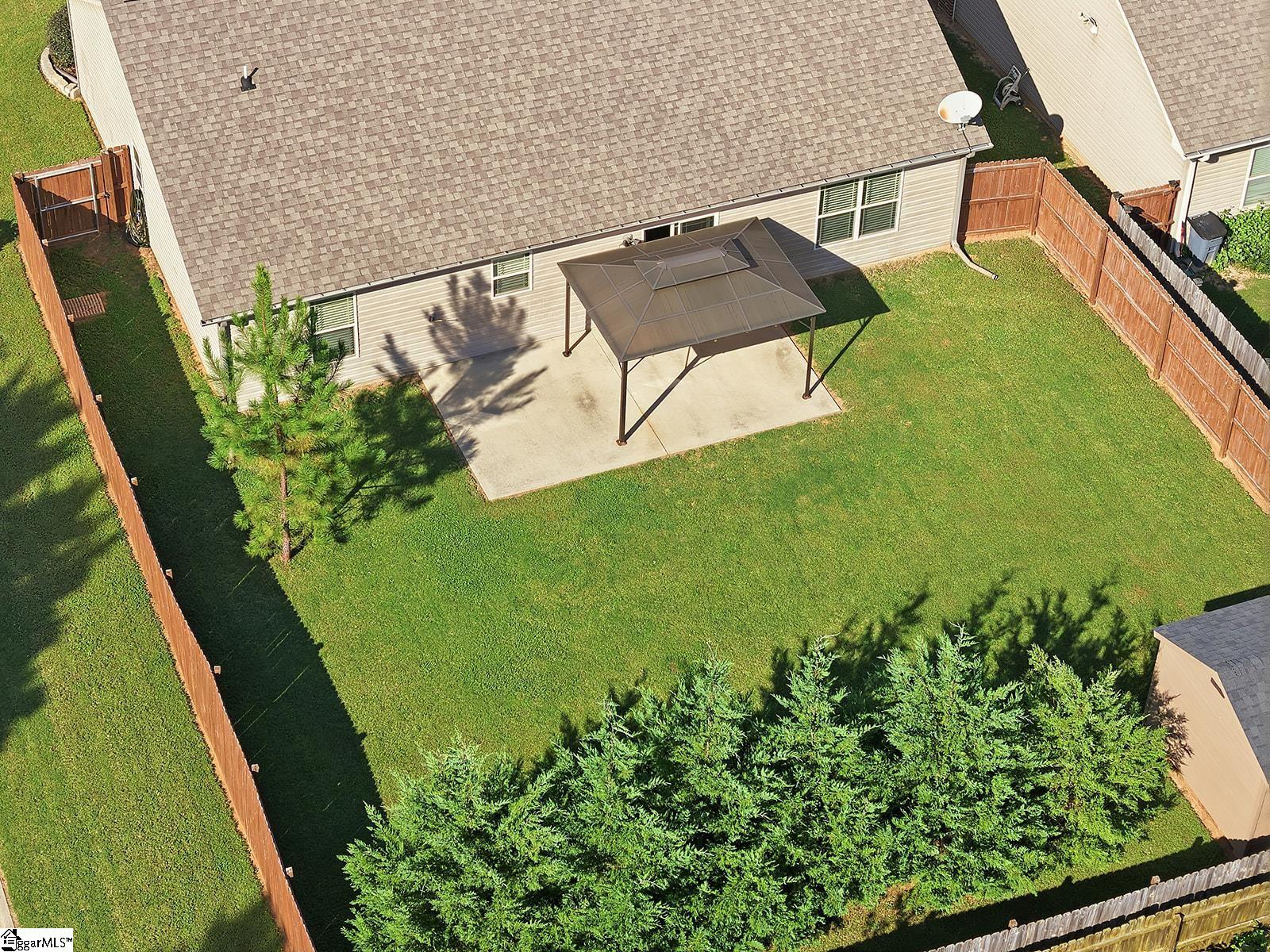 502 E Heatherstone Lane Property Photo 2