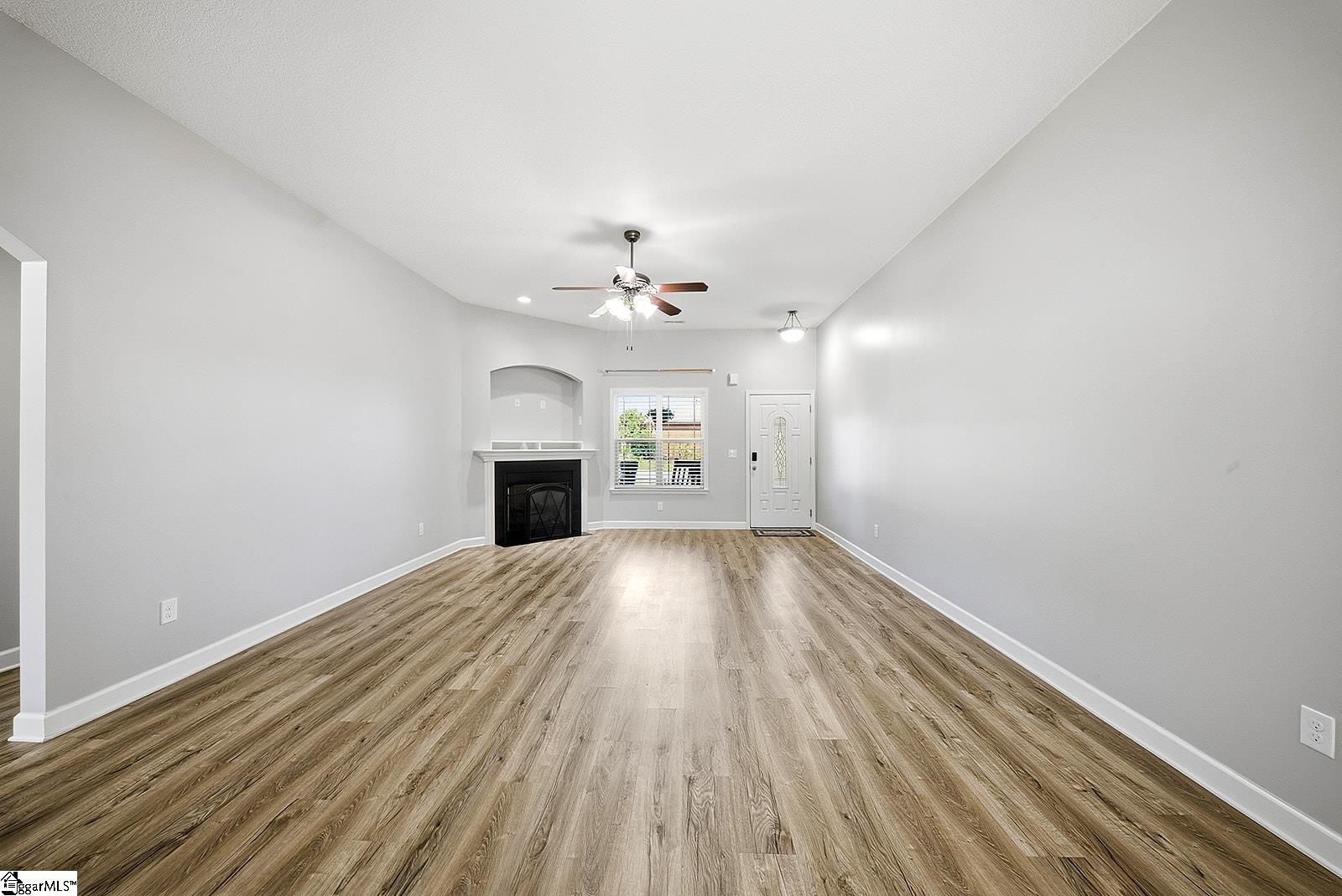 502 E Heatherstone Lane Property Photo 4