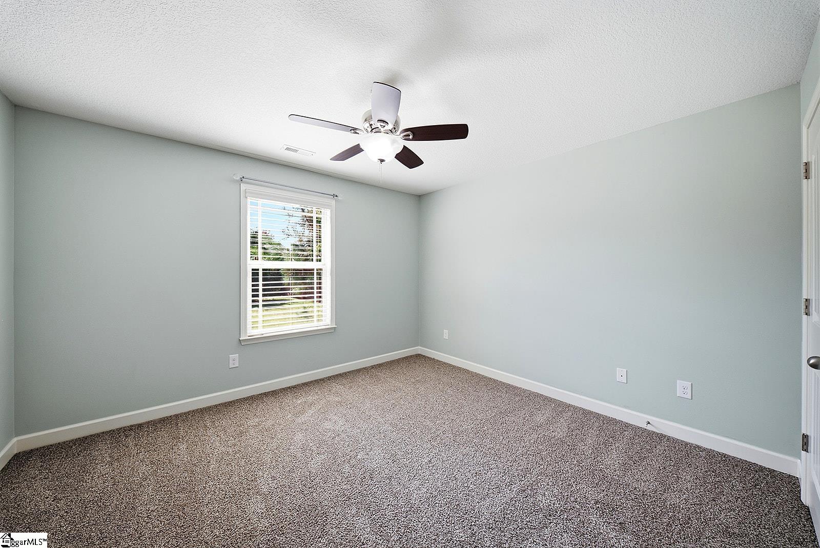 502 E Heatherstone Lane Property Photo 20