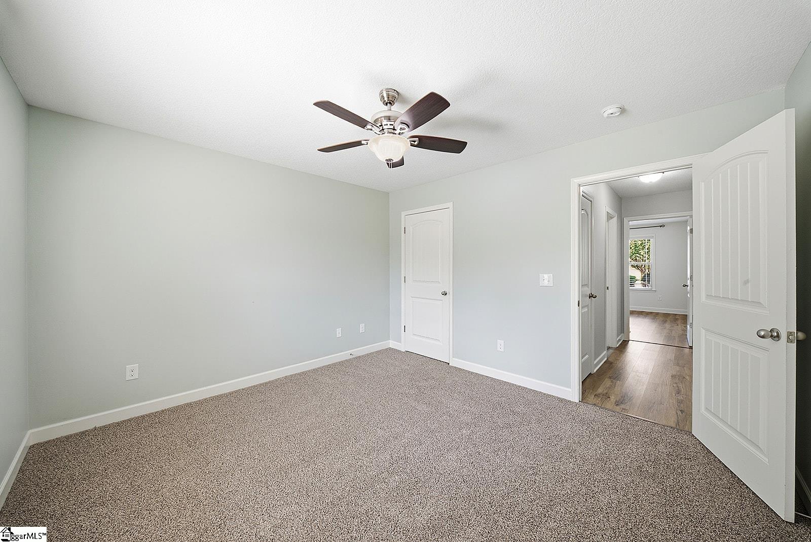 502 E Heatherstone Lane Property Photo 22