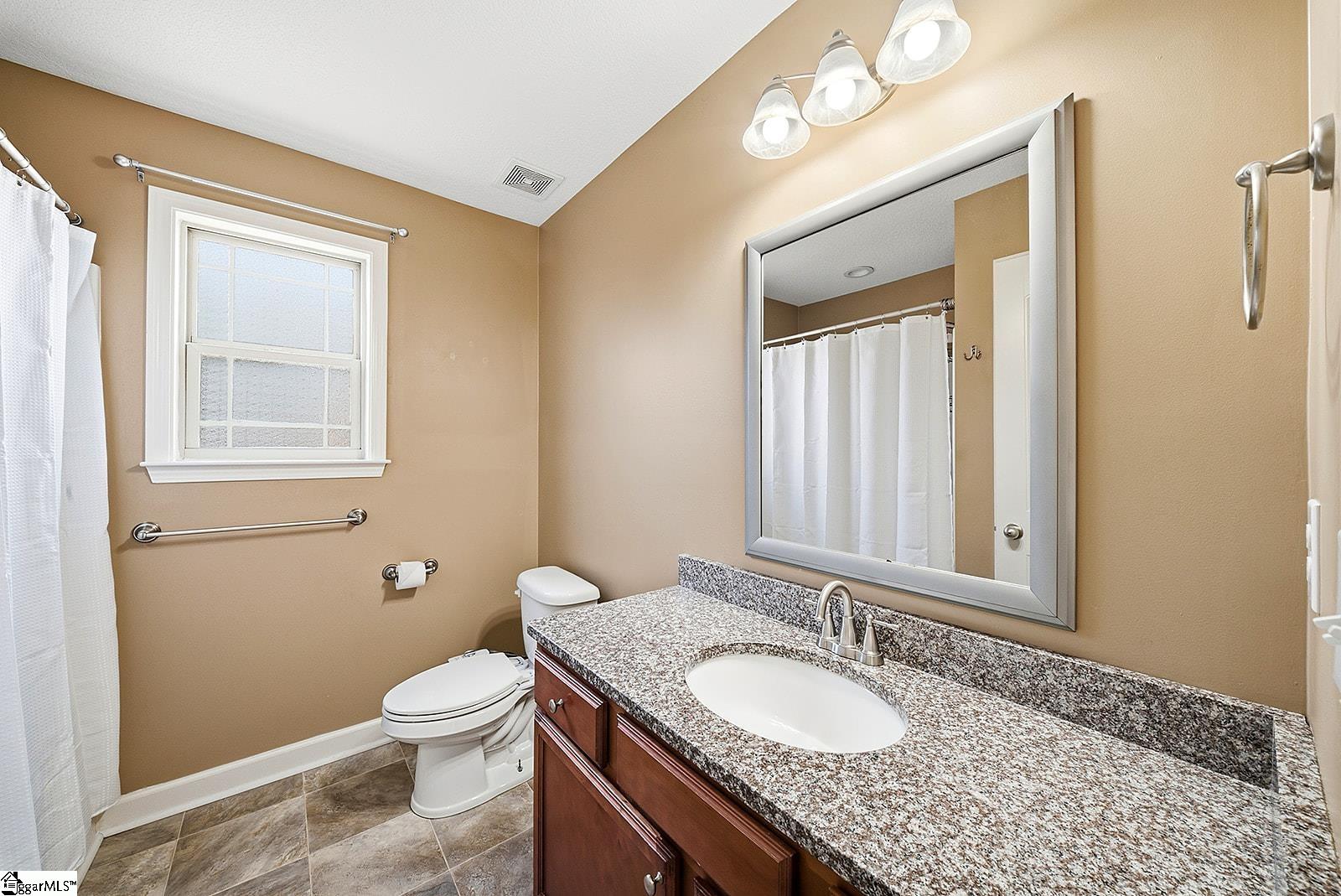 502 E Heatherstone Lane Property Photo 23