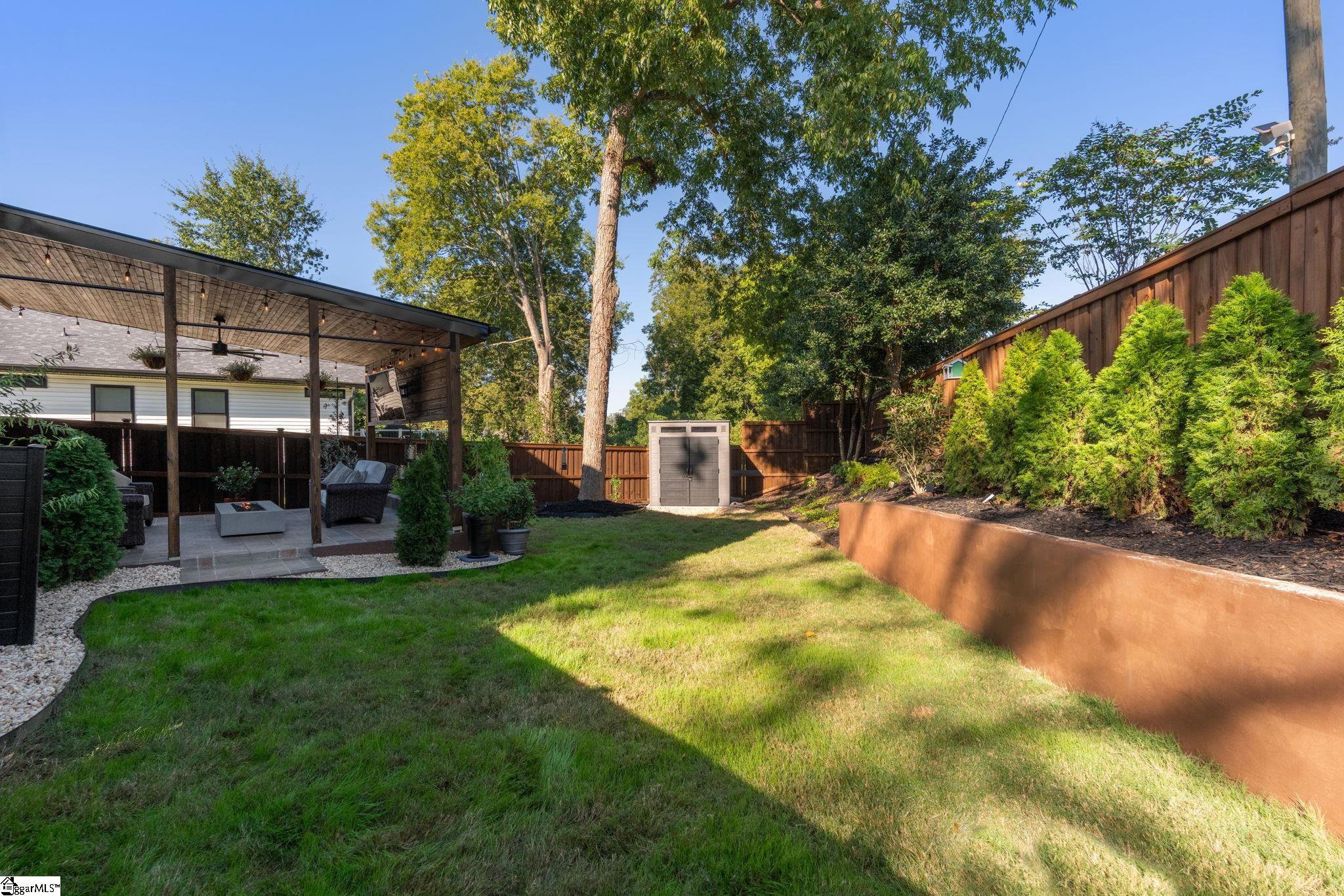 102 Frank Street Property Photo 44