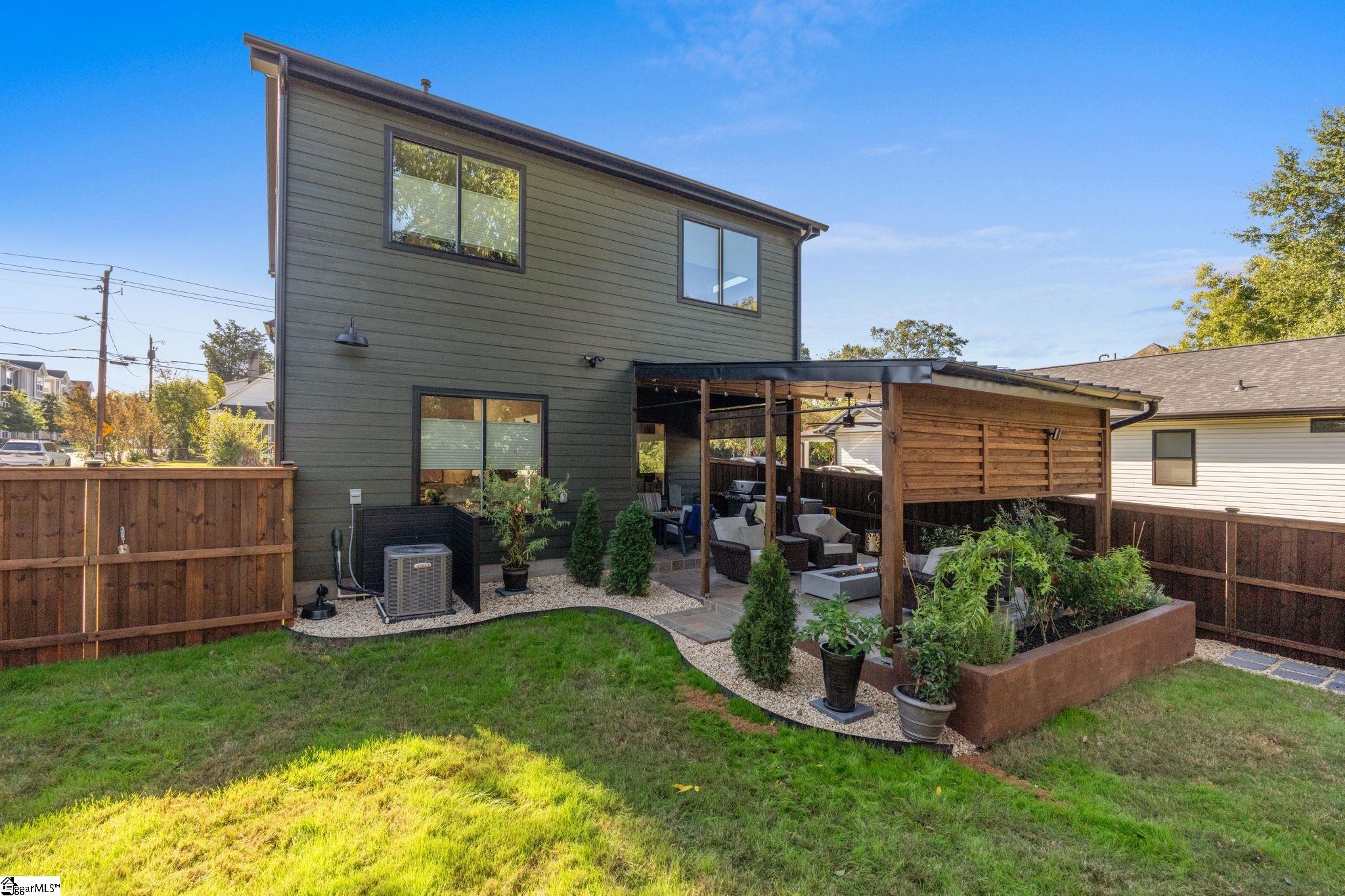 102 Frank Street Property Photo 45