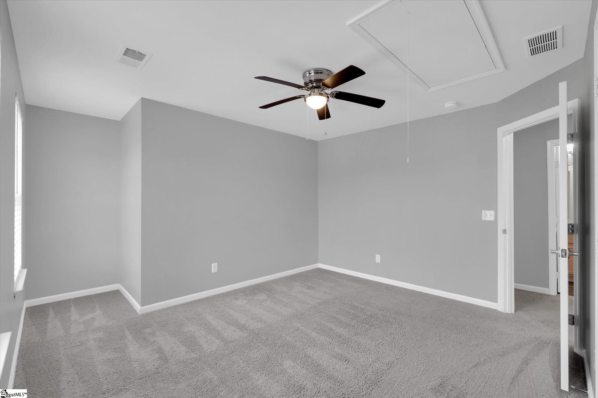 111 Bridgeville Way Property Photo 27