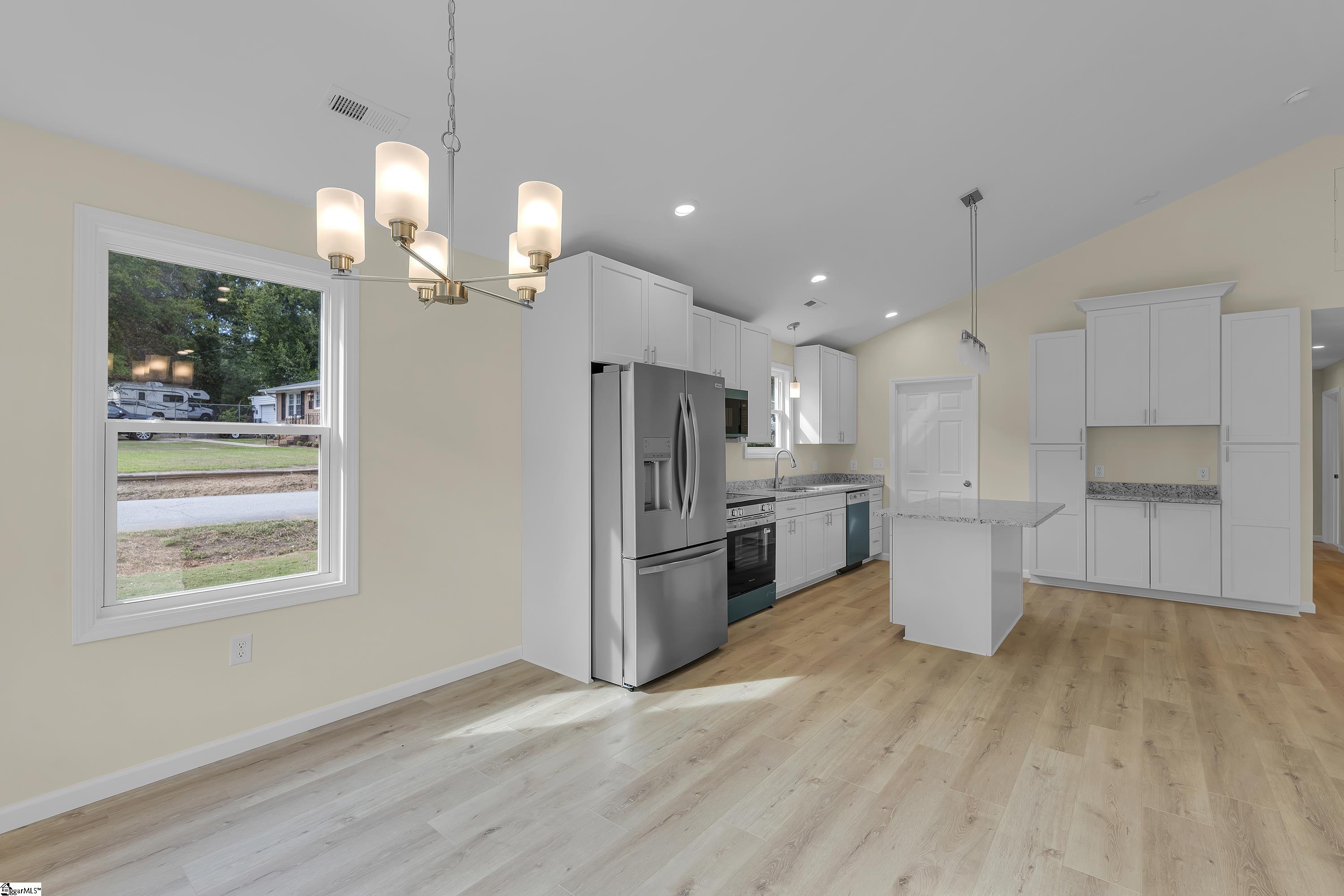 101 Alco Street Property Photo 6