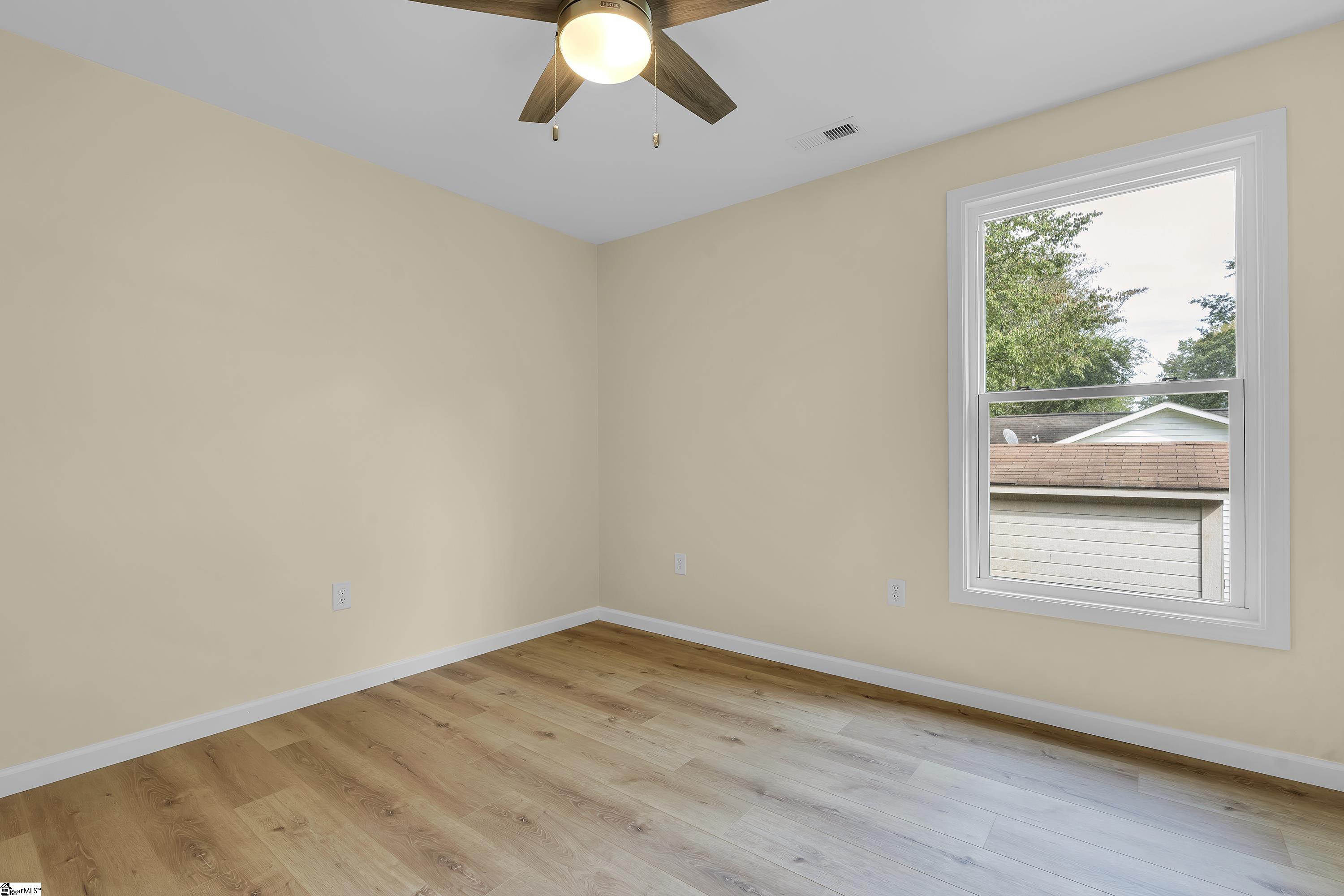 101 Alco Street Property Photo 14