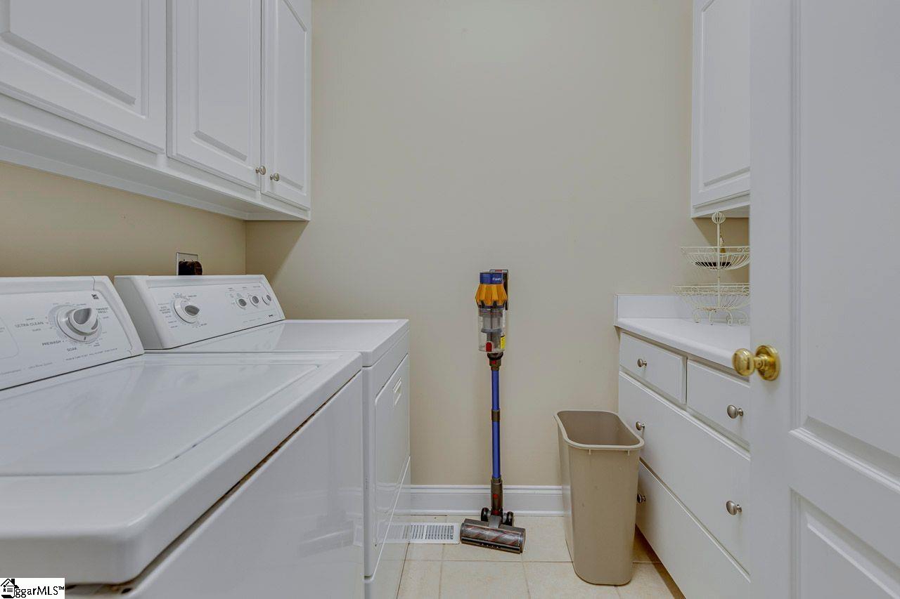 10 Glencreek Drive Property Photo 29