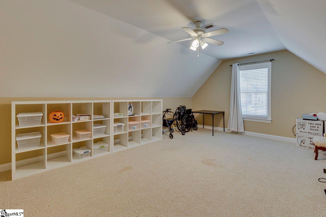 10 Glencreek Drive Property Photo 30