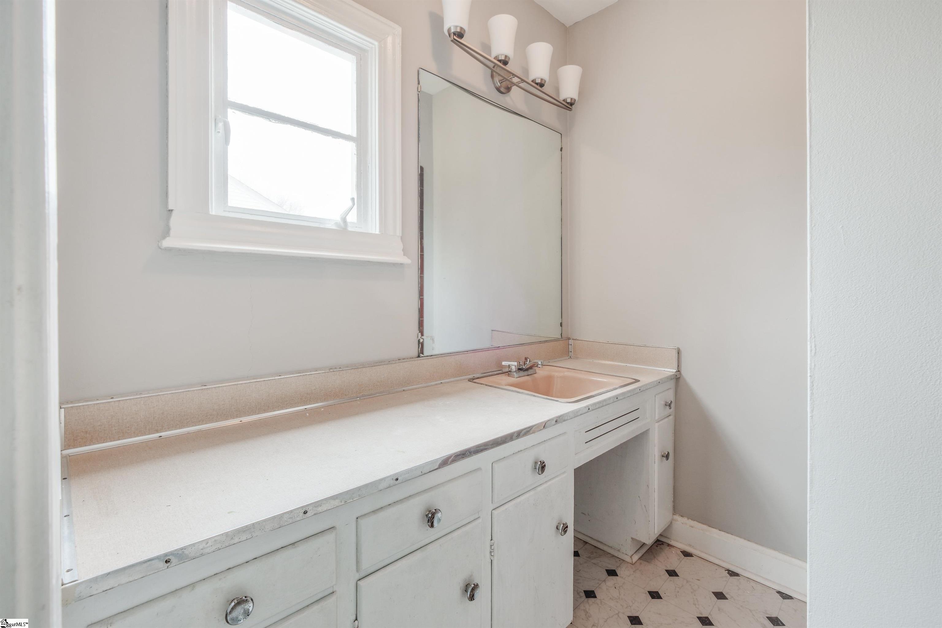 220 Donnan Road Property Photo 19