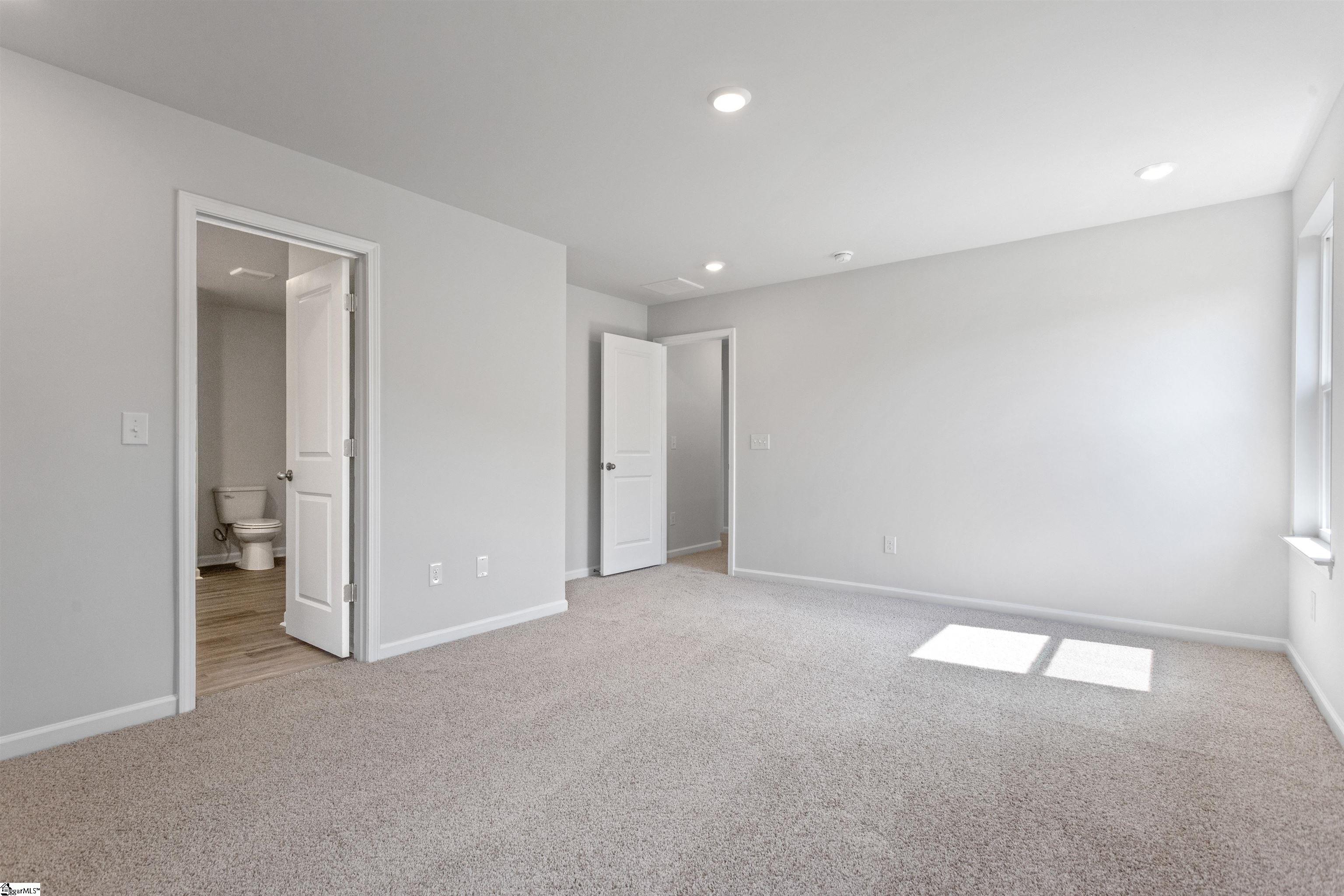 3920 Zepelin Way Property Photo 23