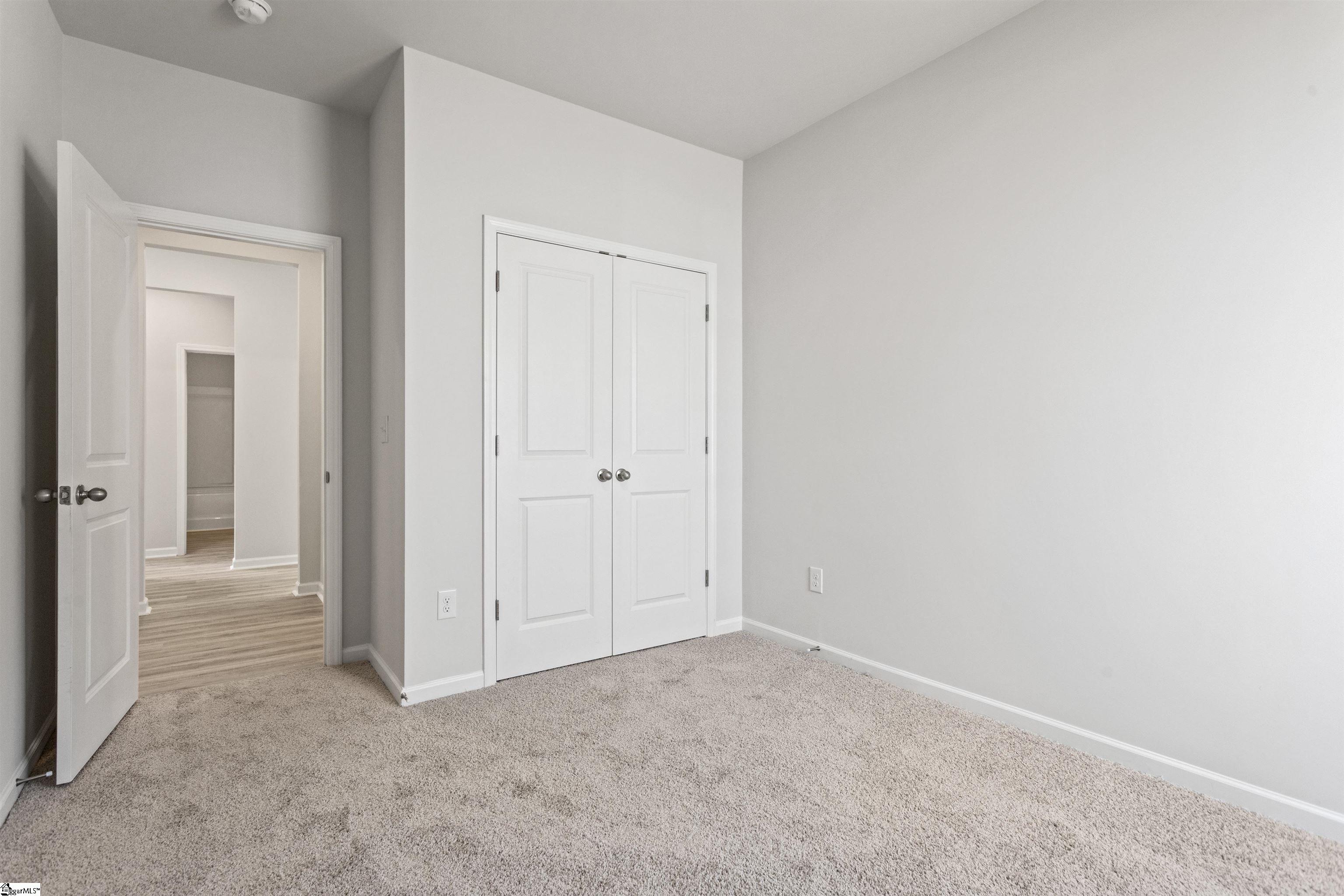 1606596 Property Photo 10