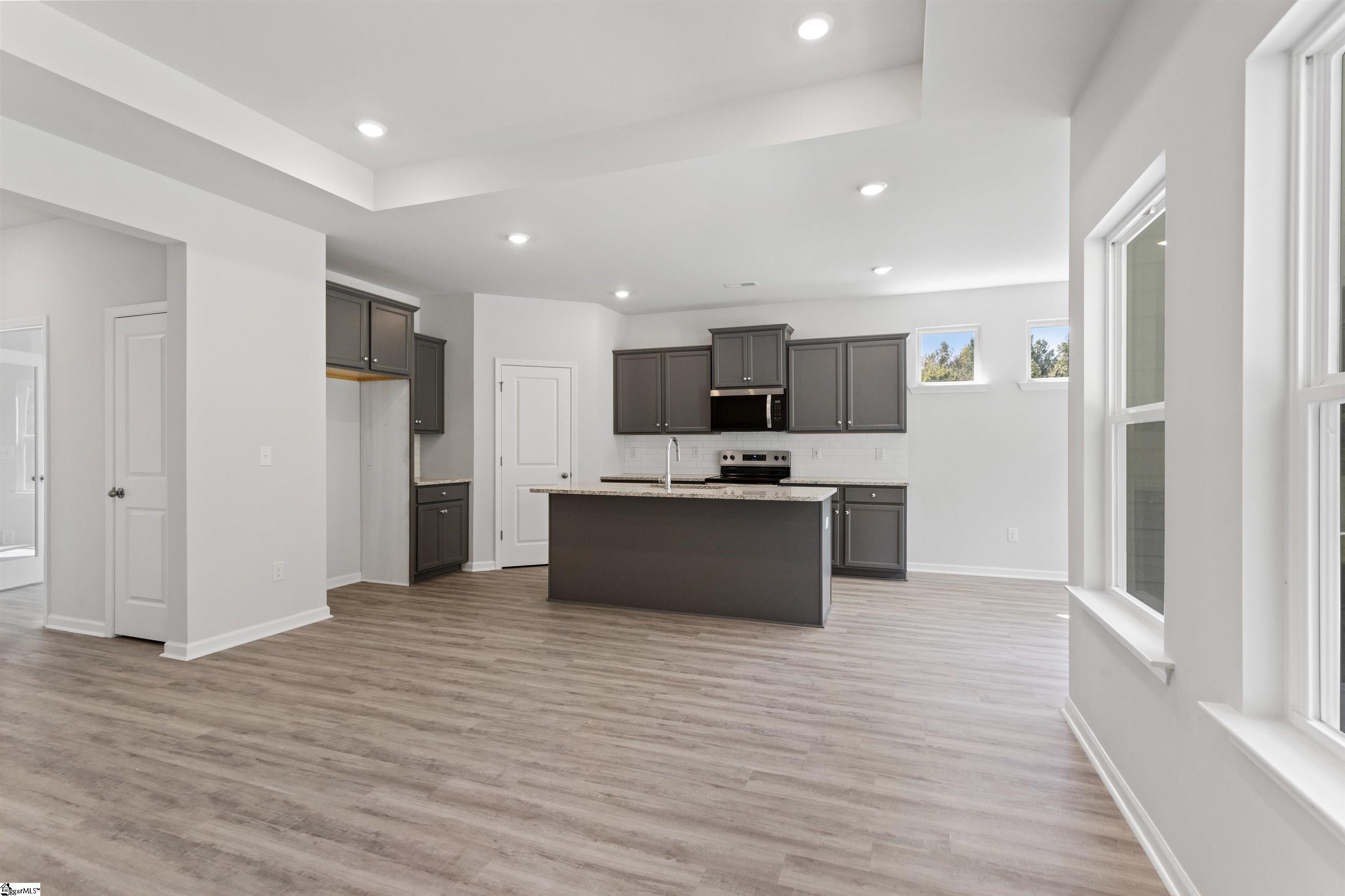 1606596 Property Photo 14