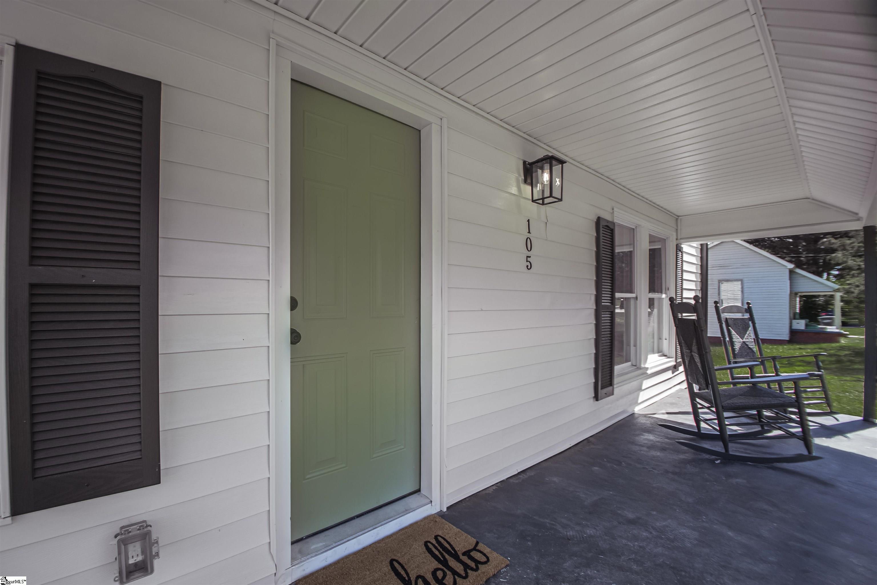 105 E Beattie Street Property Photo 7