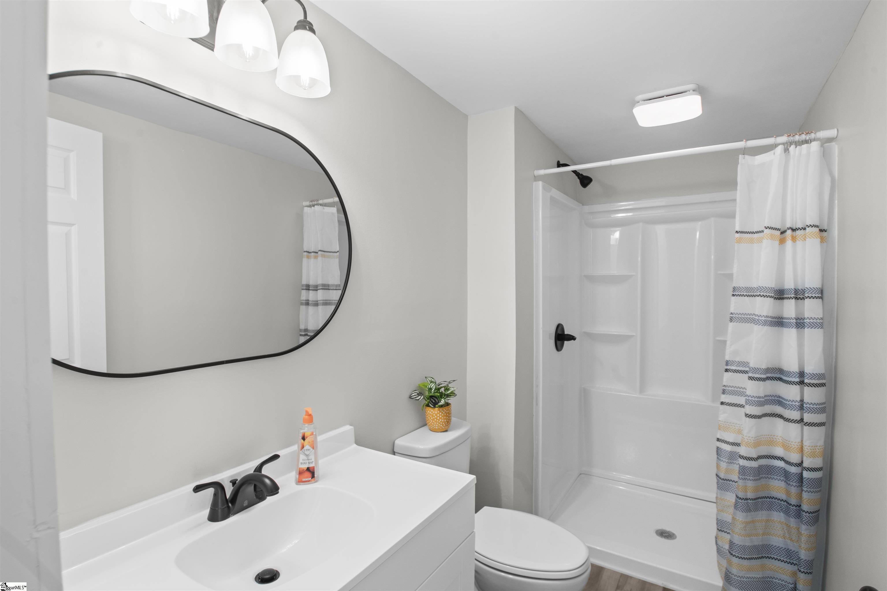 105 E Beattie Street Property Photo 26