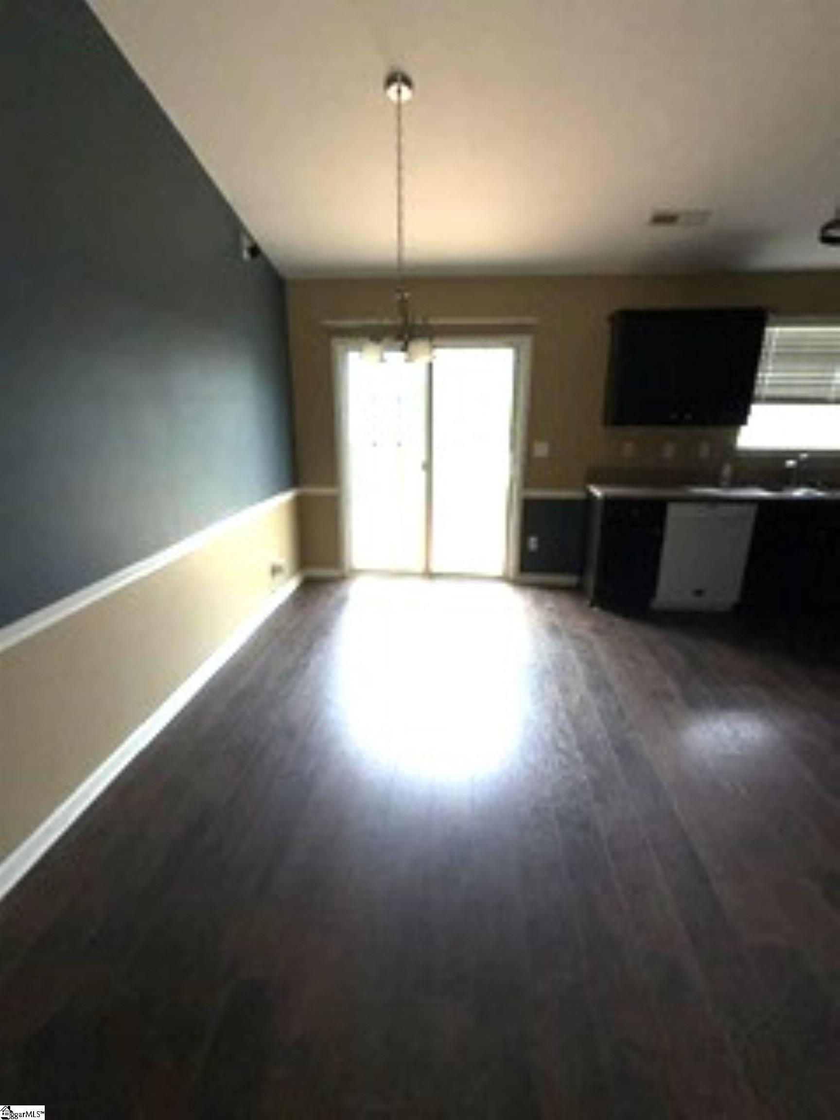 107 Ridgecrest Way Property Photo 4