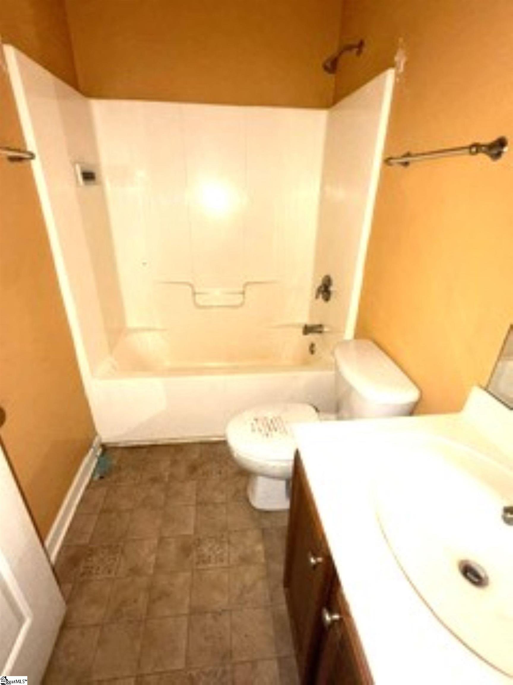 107 Ridgecrest Way Property Photo 7