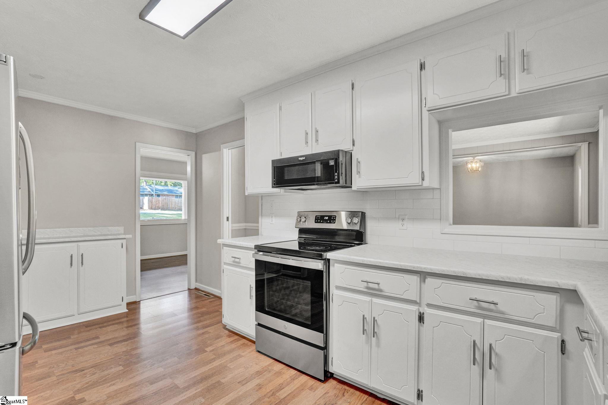 106 Forrest Drive Property Photo 11