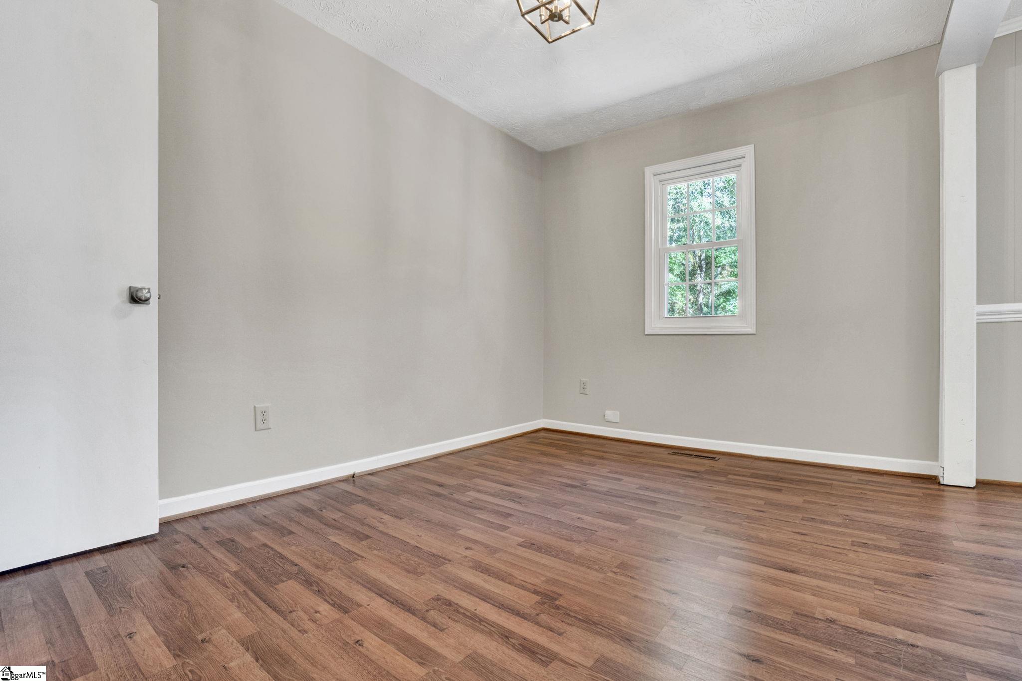 106 Forrest Drive Property Photo 17