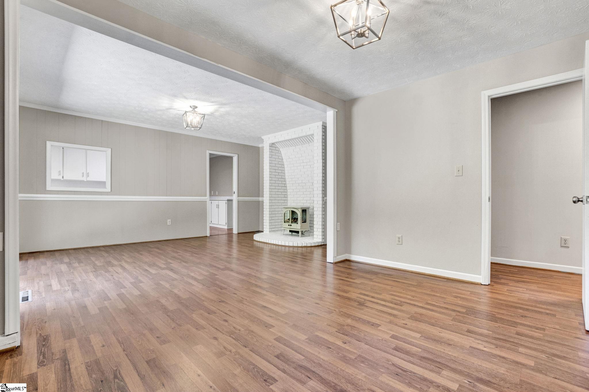 106 Forrest Drive Property Photo 18