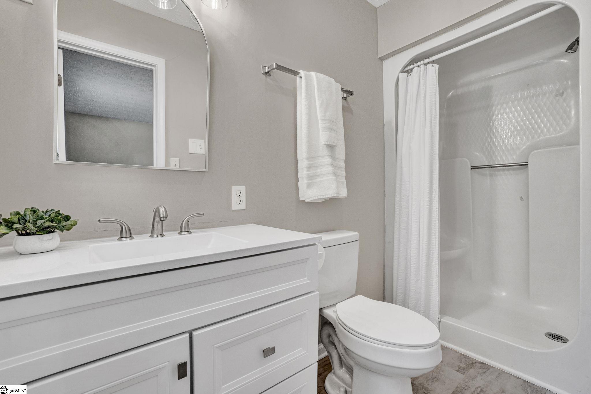 106 Forrest Drive Property Photo 27