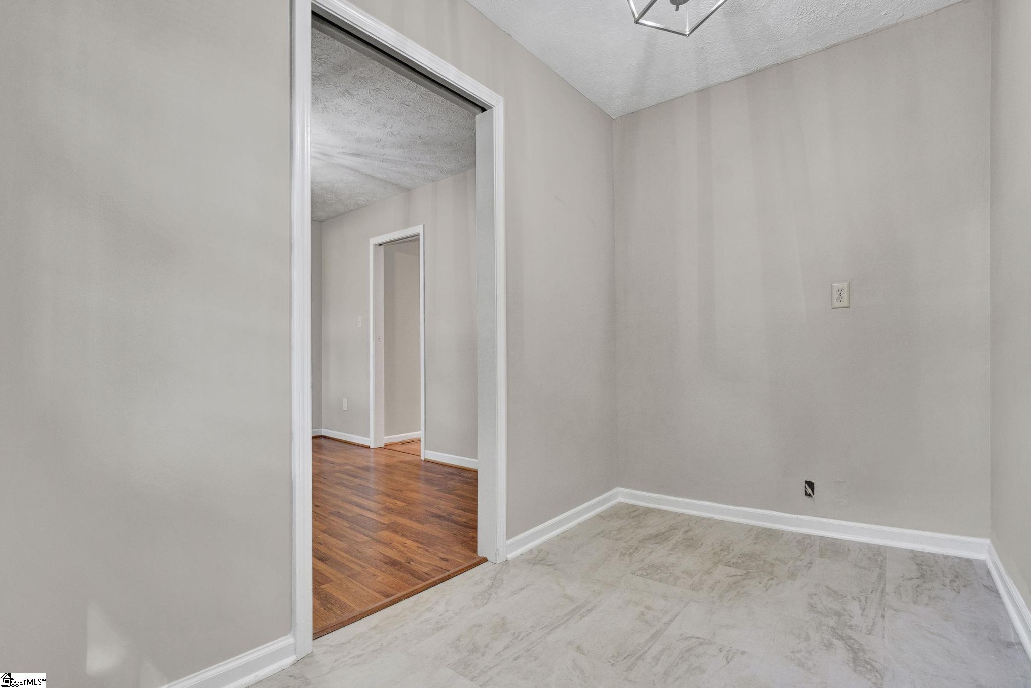 106 Forrest Drive Property Photo 28