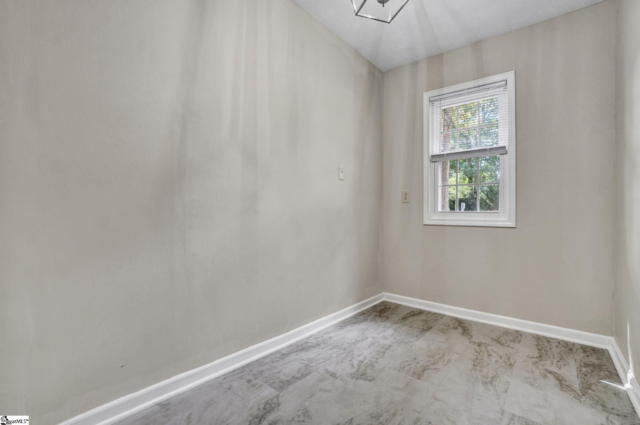 106 Forrest Drive Property Photo 29