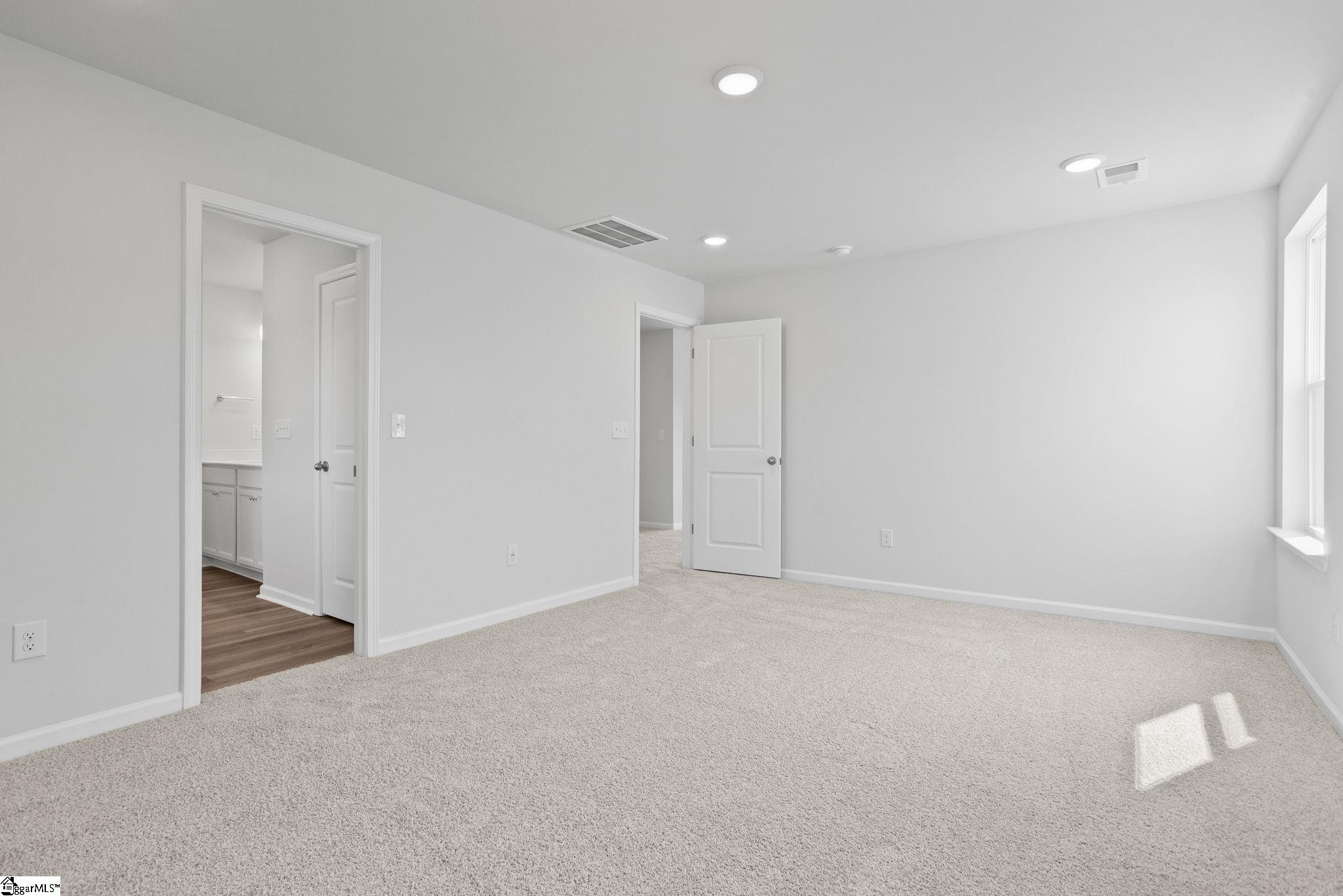 3912 Zepelin Way Property Photo 12