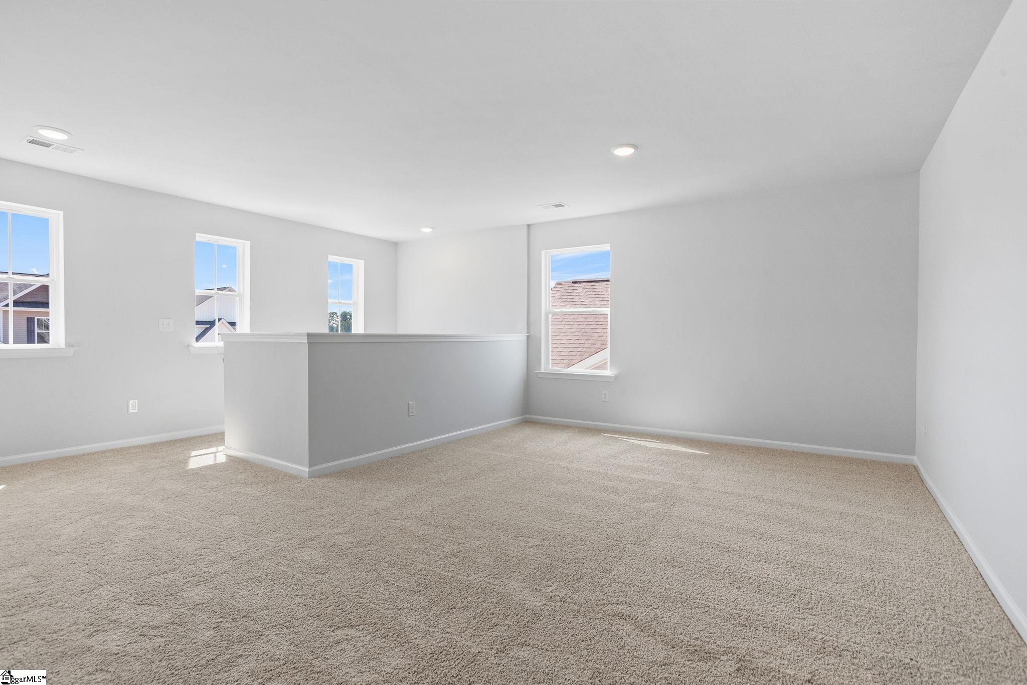 3912 Zepelin Way Property Photo 15