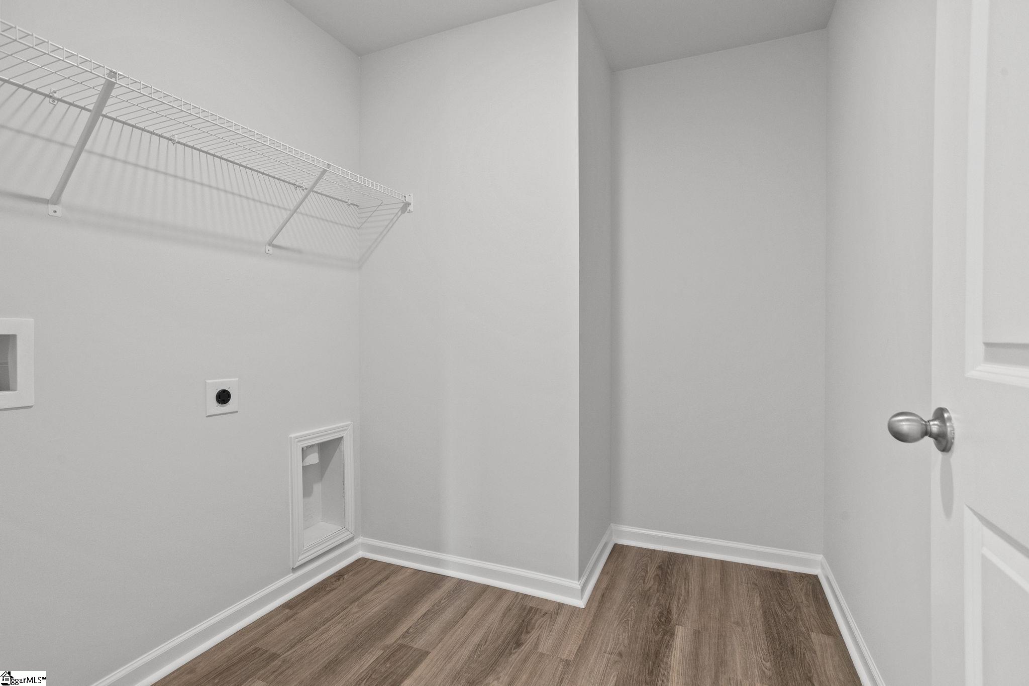 3912 Zepelin Way Property Photo 16