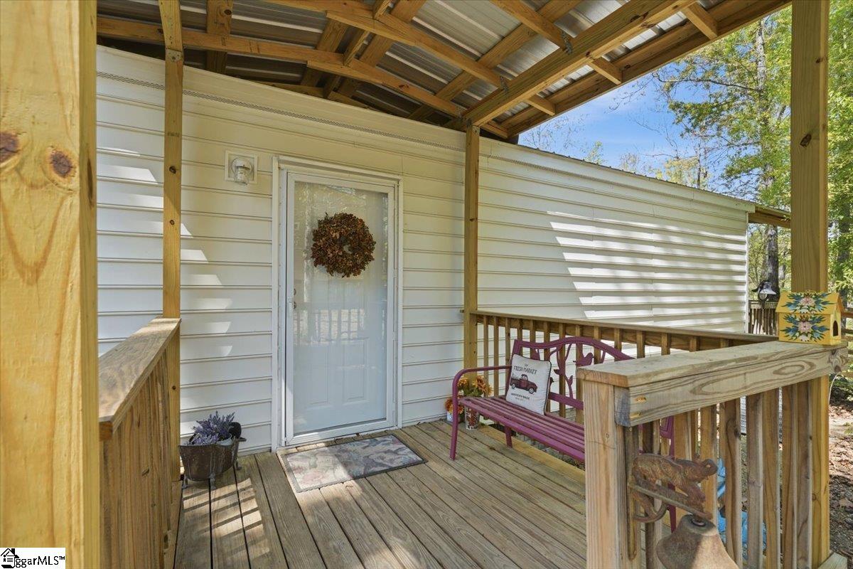 27 Widewater Court Property Photo 3