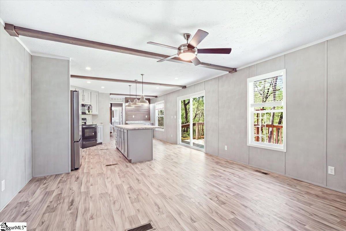 27 Widewater Court Property Photo 6