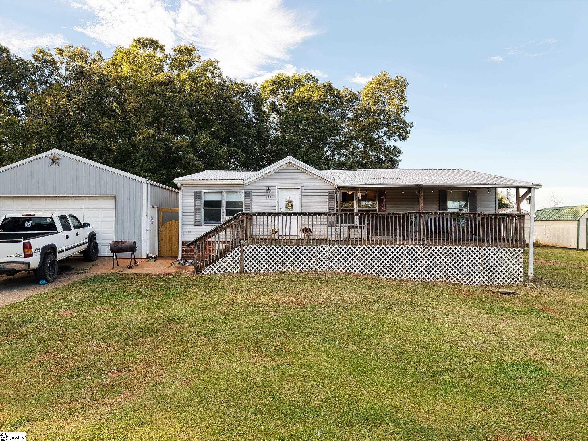 714 Sapphire Court Property Photo 1