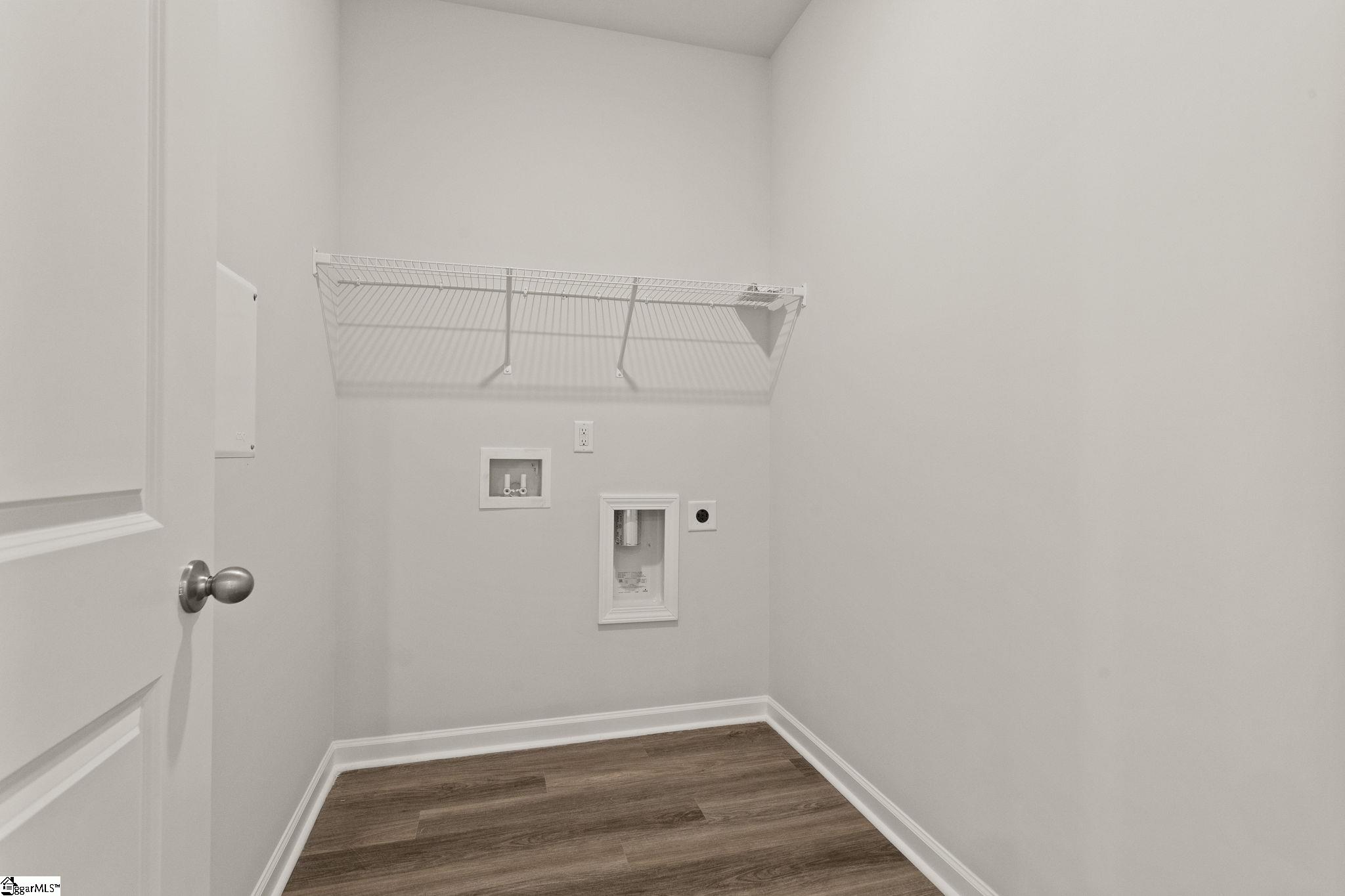 3908 Zepelin Way Property Photo 20
