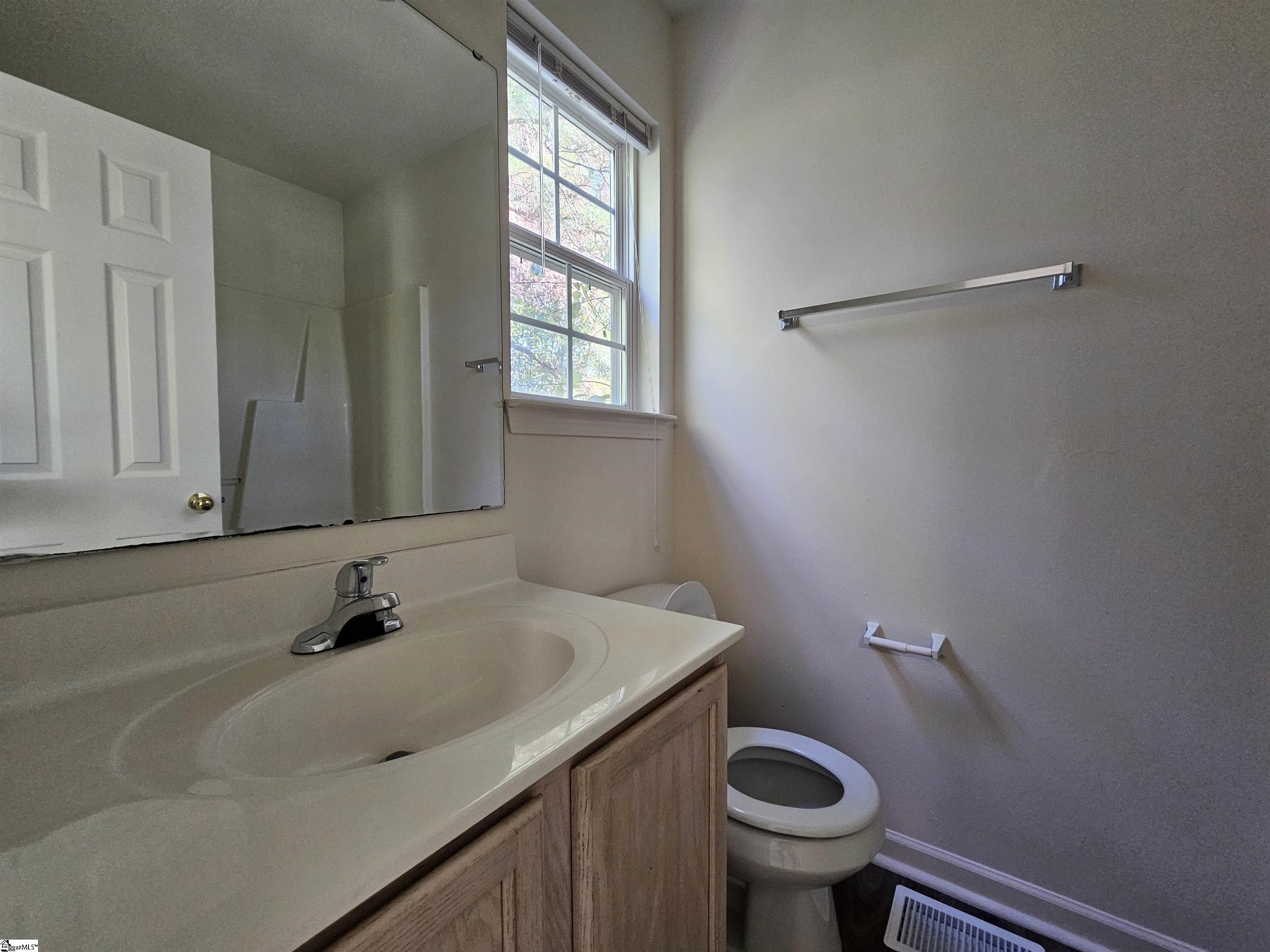 236 Campus Drive Property Photo 5