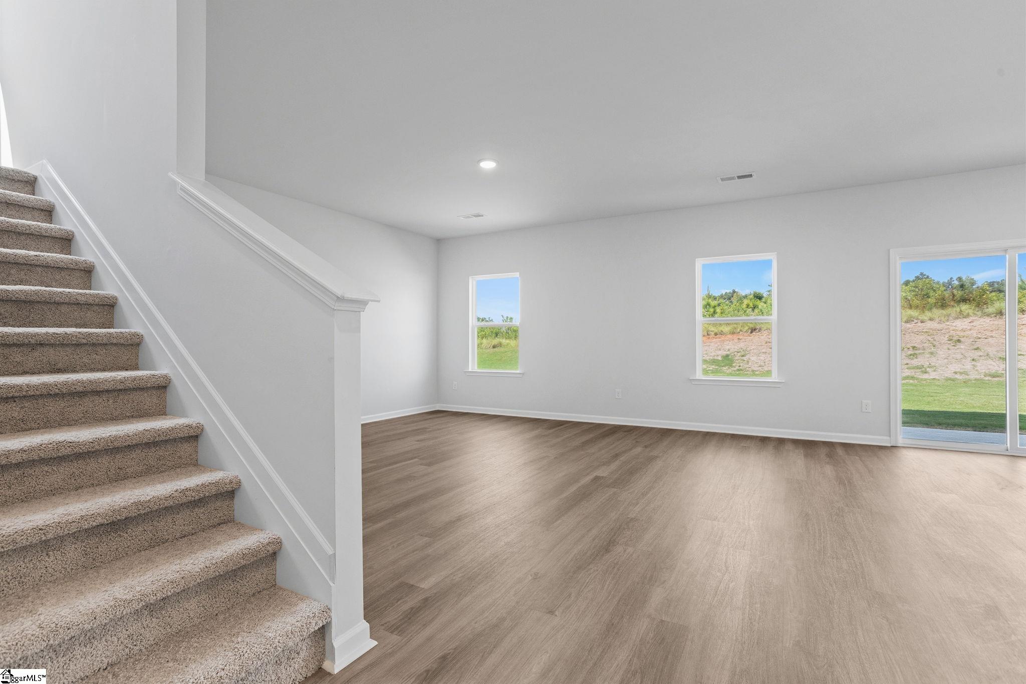 3904 Zepelin Way Property Photo 13