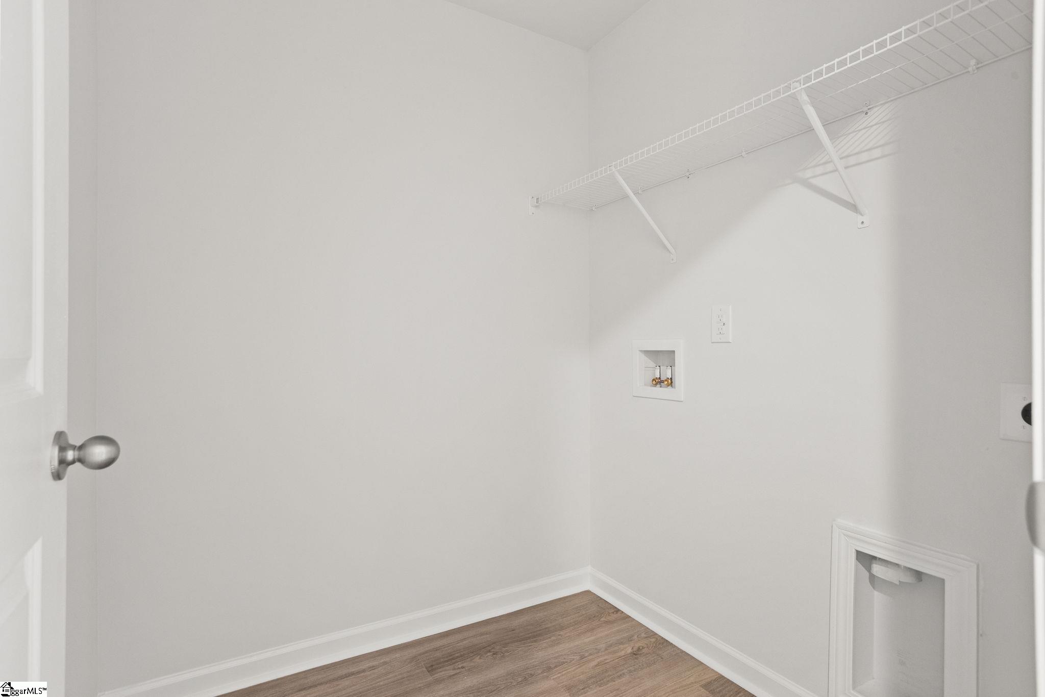 3904 Zepelin Way Property Photo 22