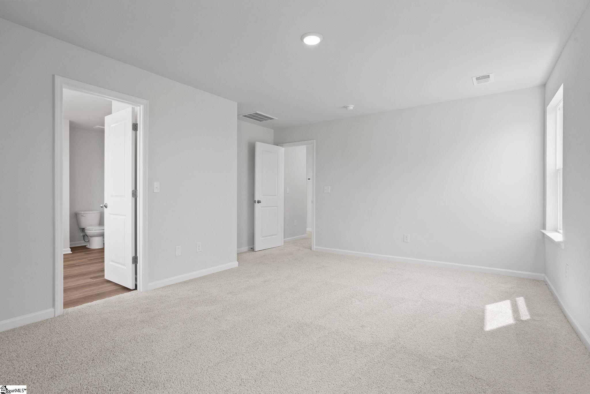 3904 Zepelin Way Property Photo 27