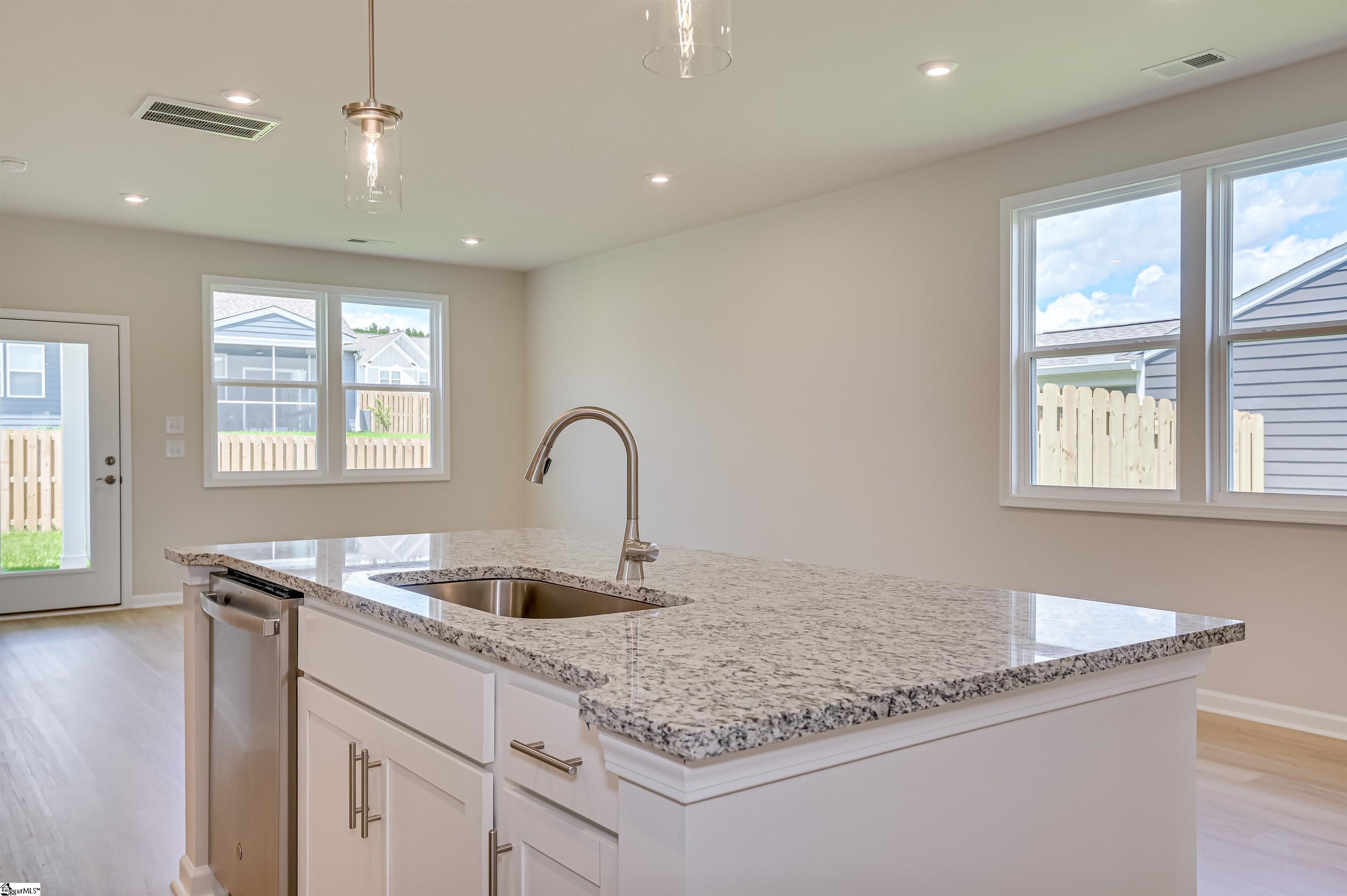 123 River Knoll Drive Property Photo 8